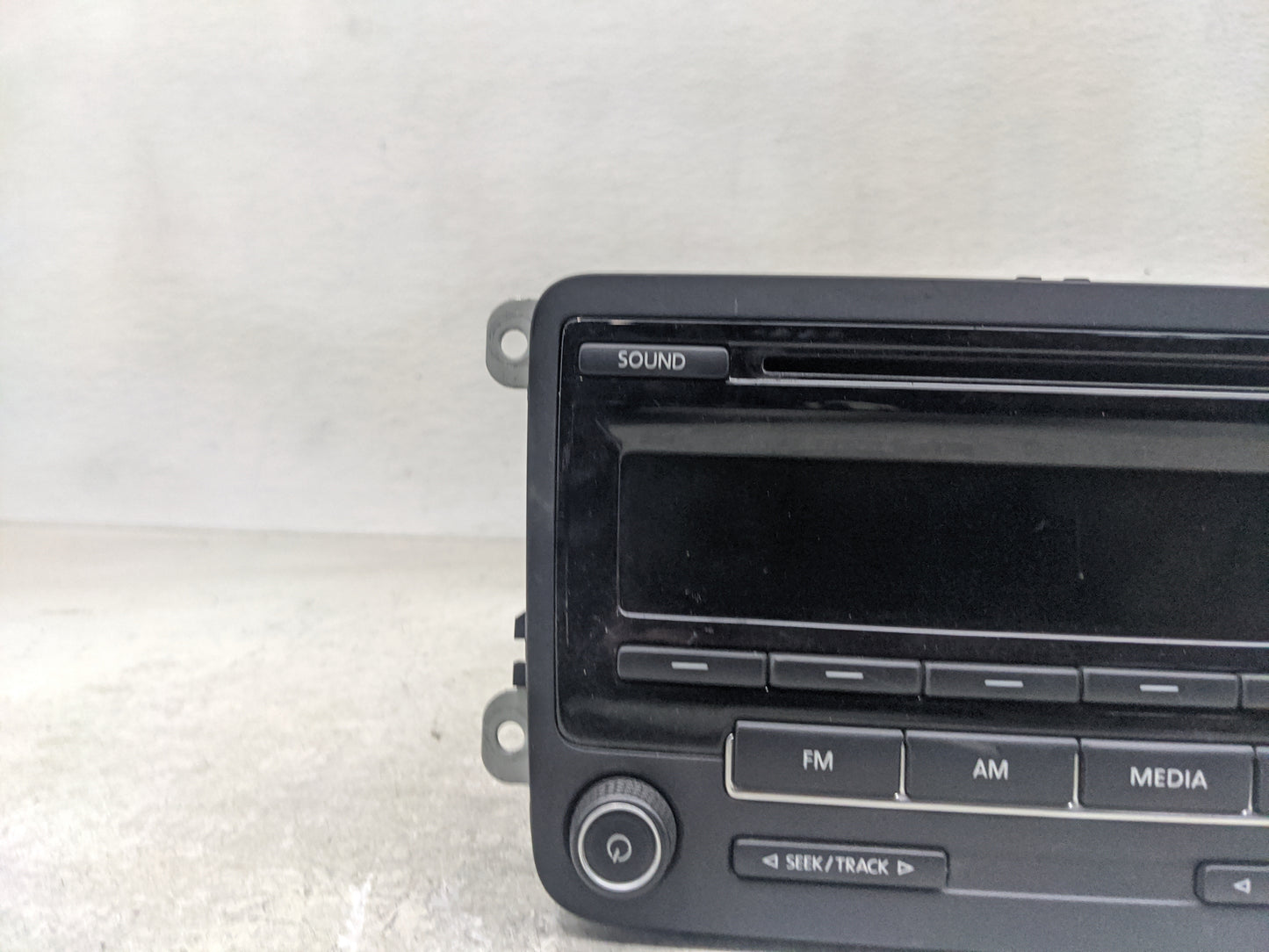 2015-2017 Volkswagen Jetta Radio AM FM Cd Player Receiver Replacement P/N:1K0 035 164 H Fits Fits 2014 2015 2016 2017 OEM Us