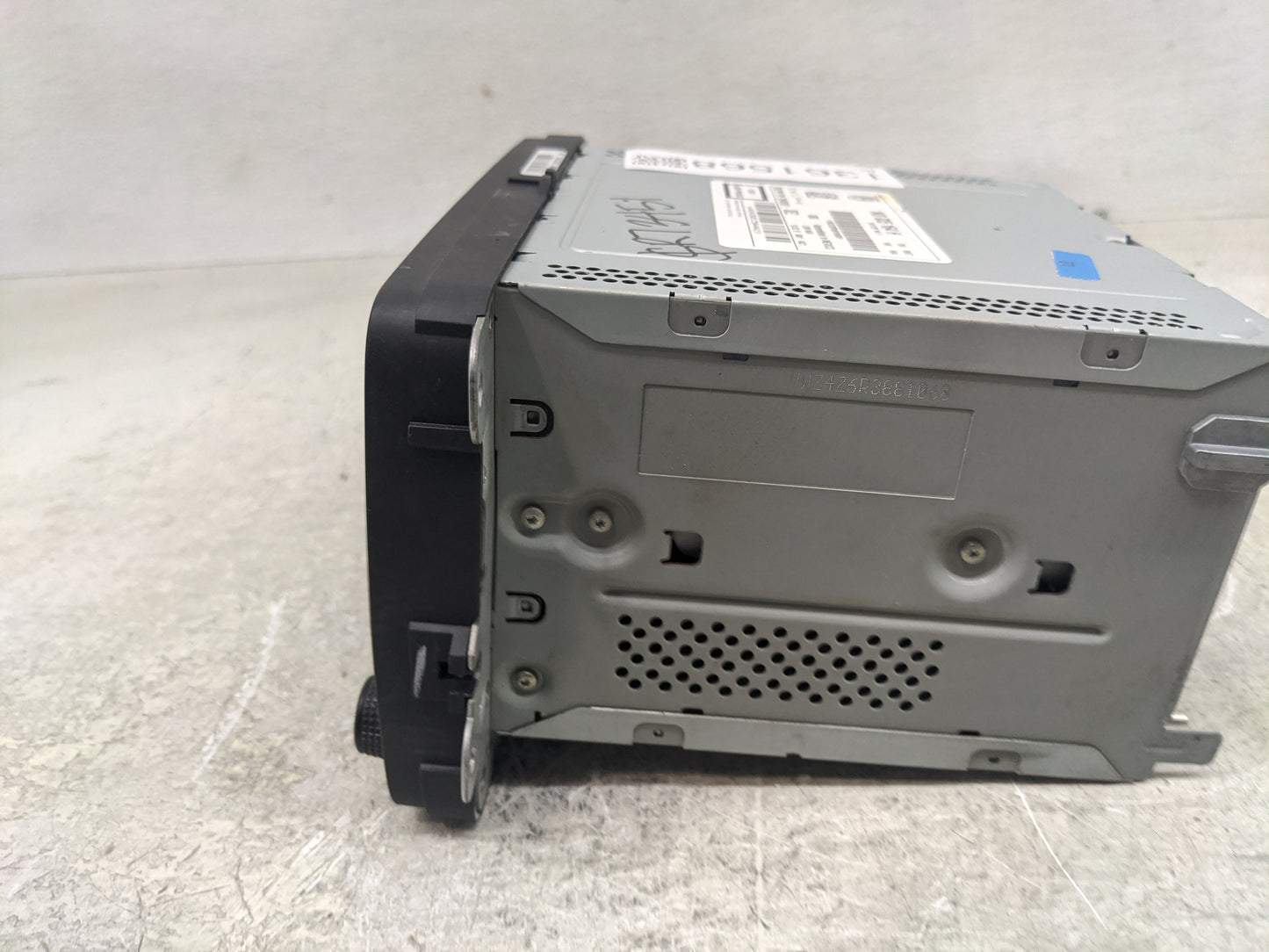 2015-2017 Volkswagen Jetta Radio AM FM Cd Player Receiver Replacement P/N:1K0 035 164 H Fits Fits 2014 2015 2016 2017 OEM Us