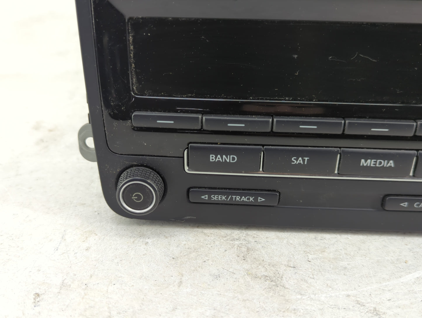 2012-2017 Volkswagen Jetta Radio AM FM Cd Player Receiver Replacement P/N:28463405 1K0 035 164 J Fits OEM Used Auto Parts - 