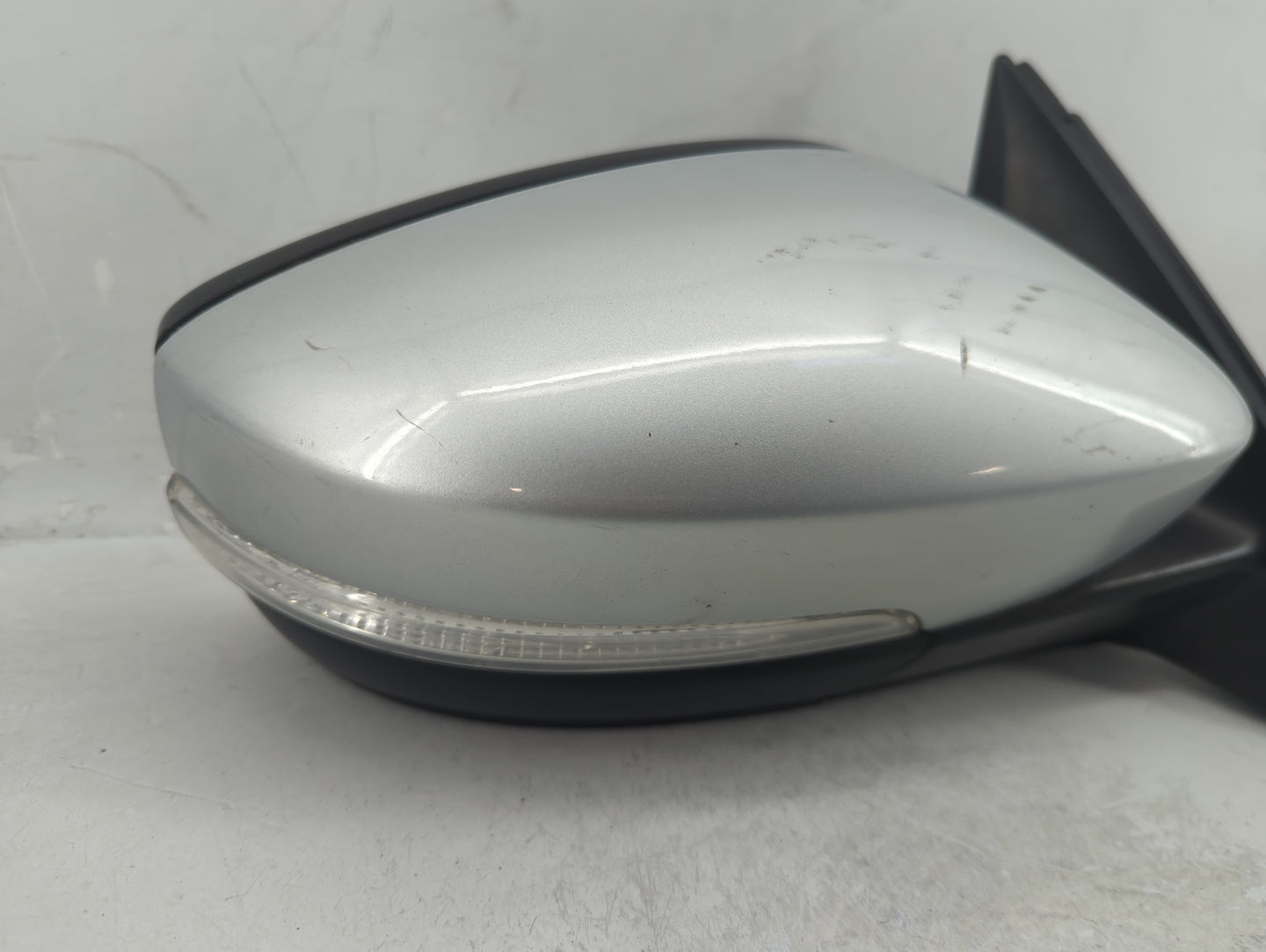 2011-2016 Volkswagen Jetta Passenger Side View Mirror - Right Door Mirror OEM Used - Oemusedautoparts1.com