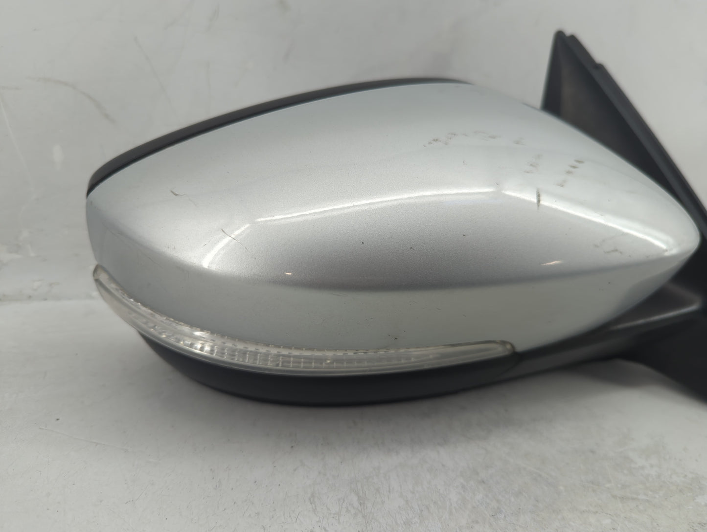 2011-2016 Volkswagen Jetta Passenger Side View Mirror - Right Door Mirror OEM Used - Oemusedautoparts1.com