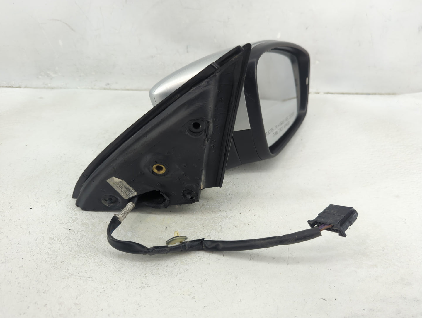 2011-2016 Volkswagen Jetta Passenger Side View Mirror - Right Door Mirror OEM Used - Oemusedautoparts1.com