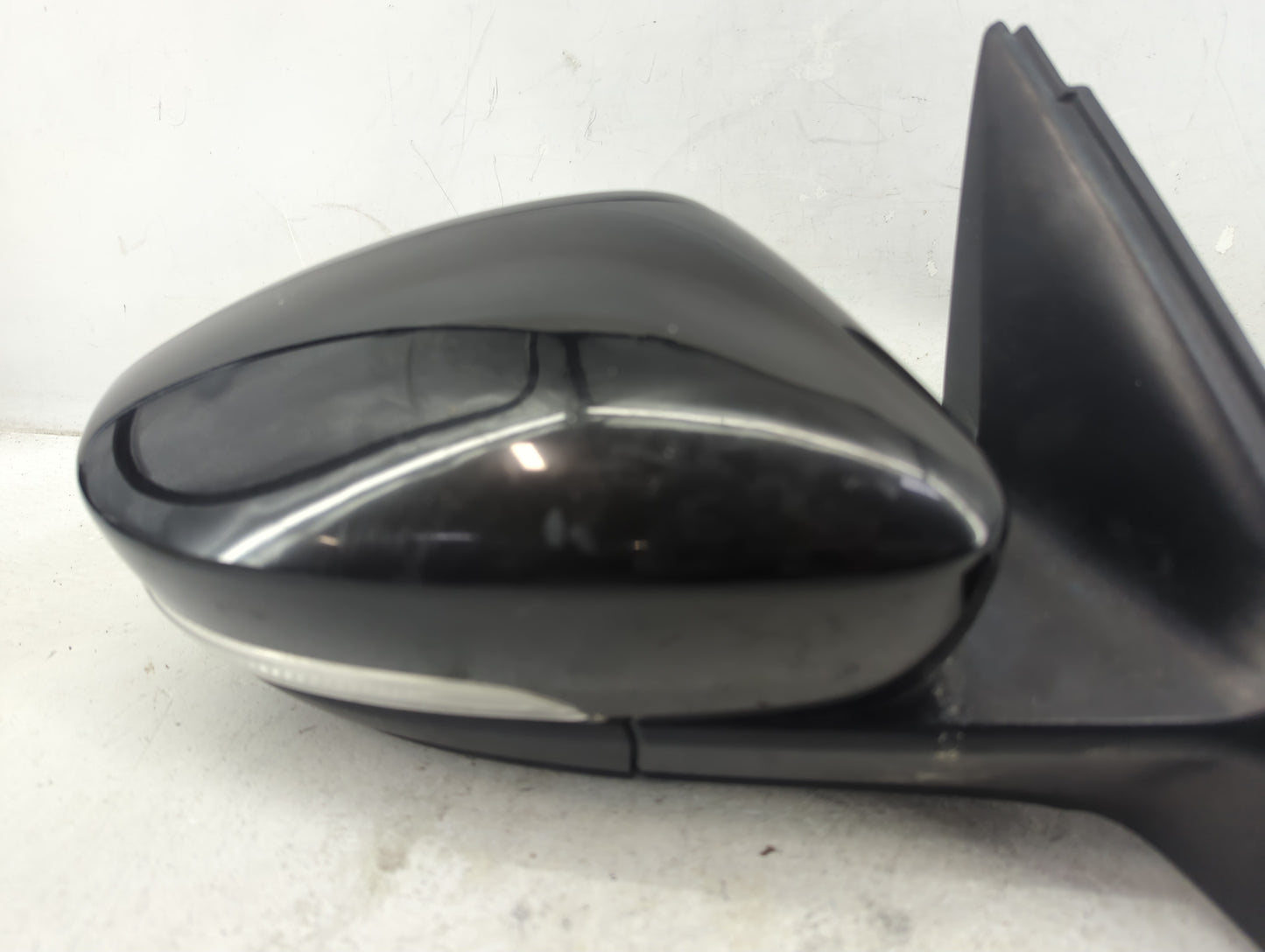 2011-2016 Volkswagen Jetta Passenger Side View Mirror - Right Door Mirror OEM Used - Oemusedautoparts1.com