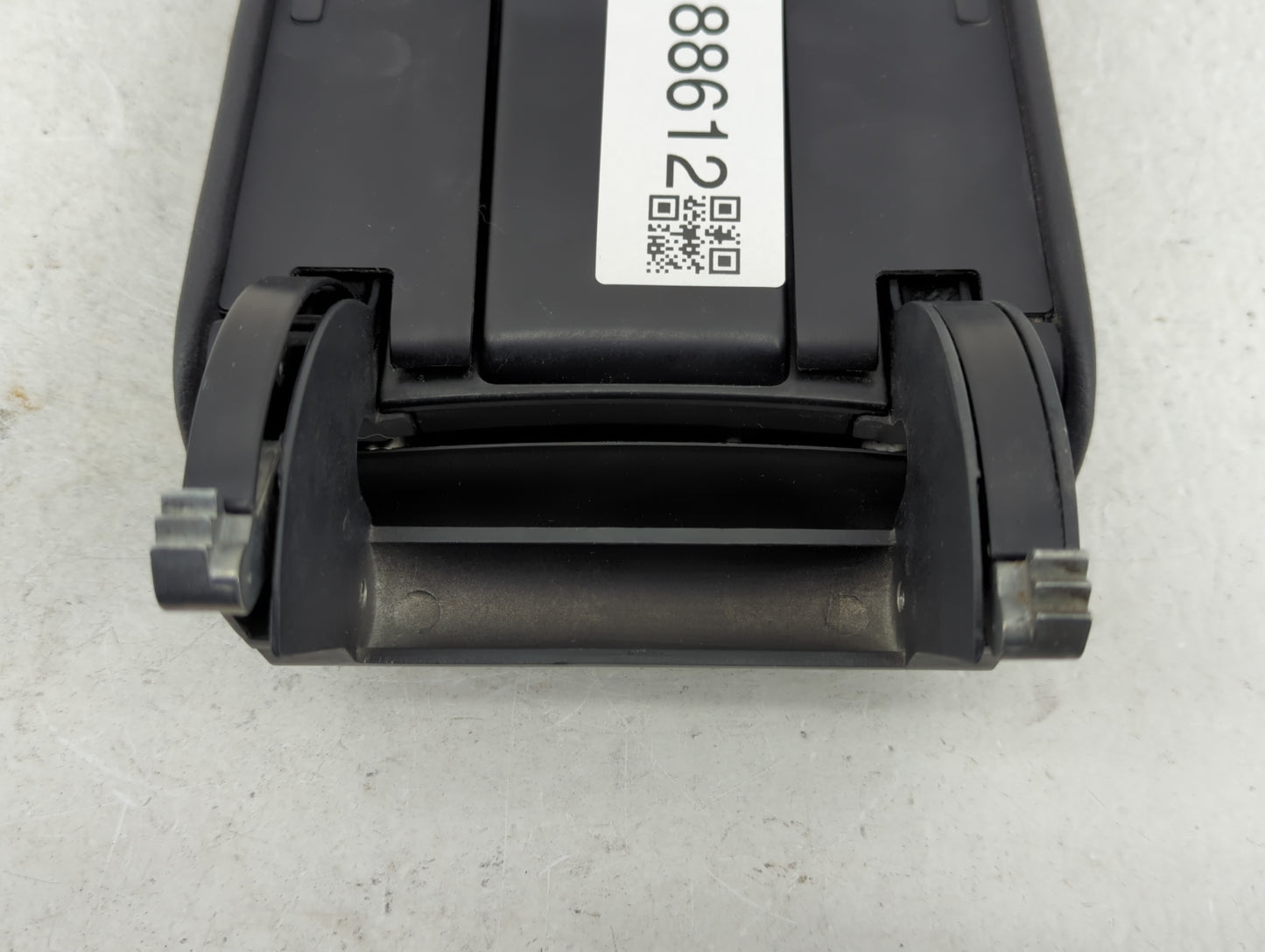 2015 Volkswagen Jetta Center Console Armrest Cover Lid Fits OEM Used Auto Parts - Oemusedautoparts1.com