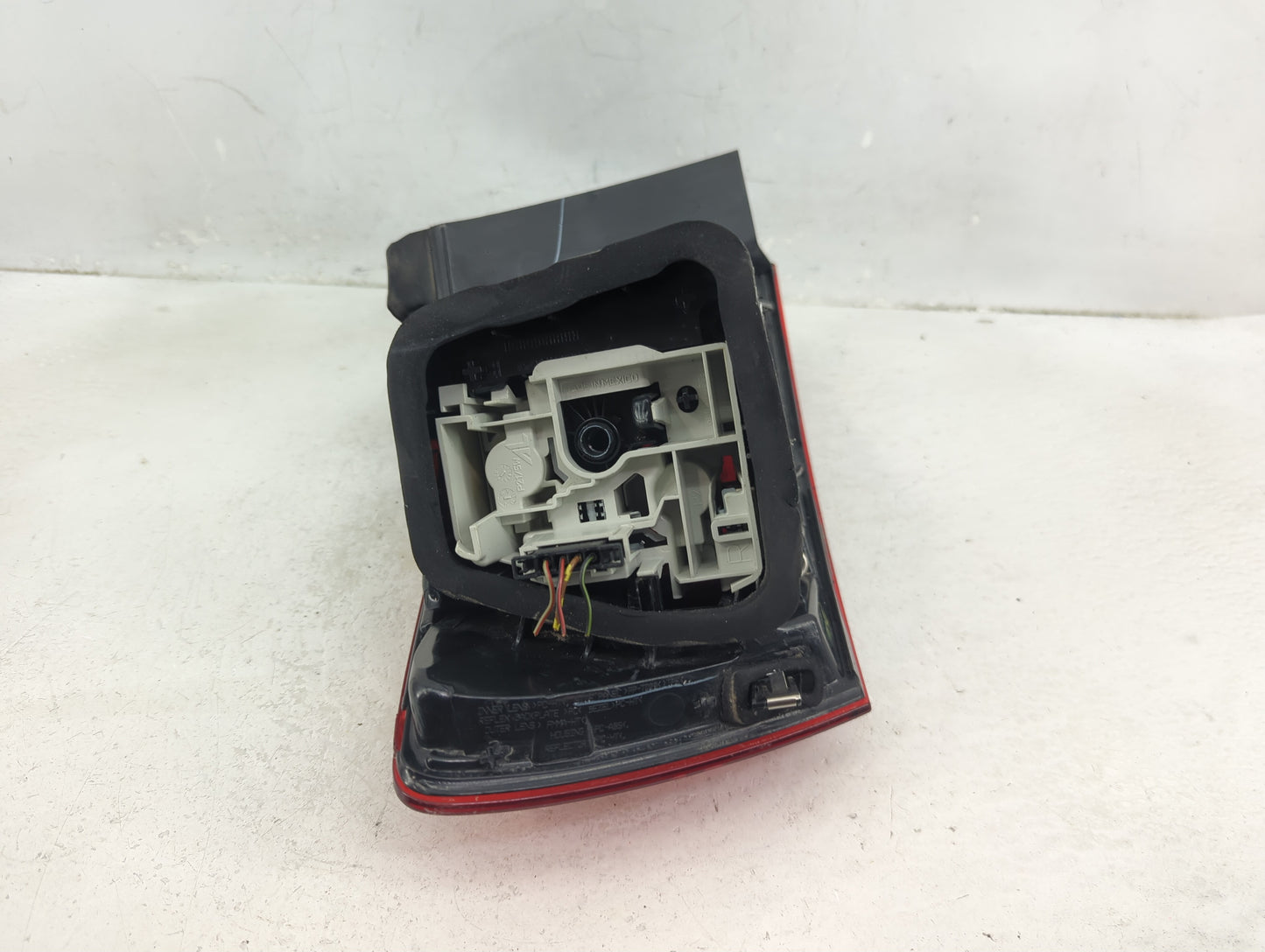 2015-2016 Volkswagen Jetta Tail Light Assembly Passenger Right OEM P/N:5C6 945 096 F Fits Fits 2015 2016 OEM Used Auto Parts