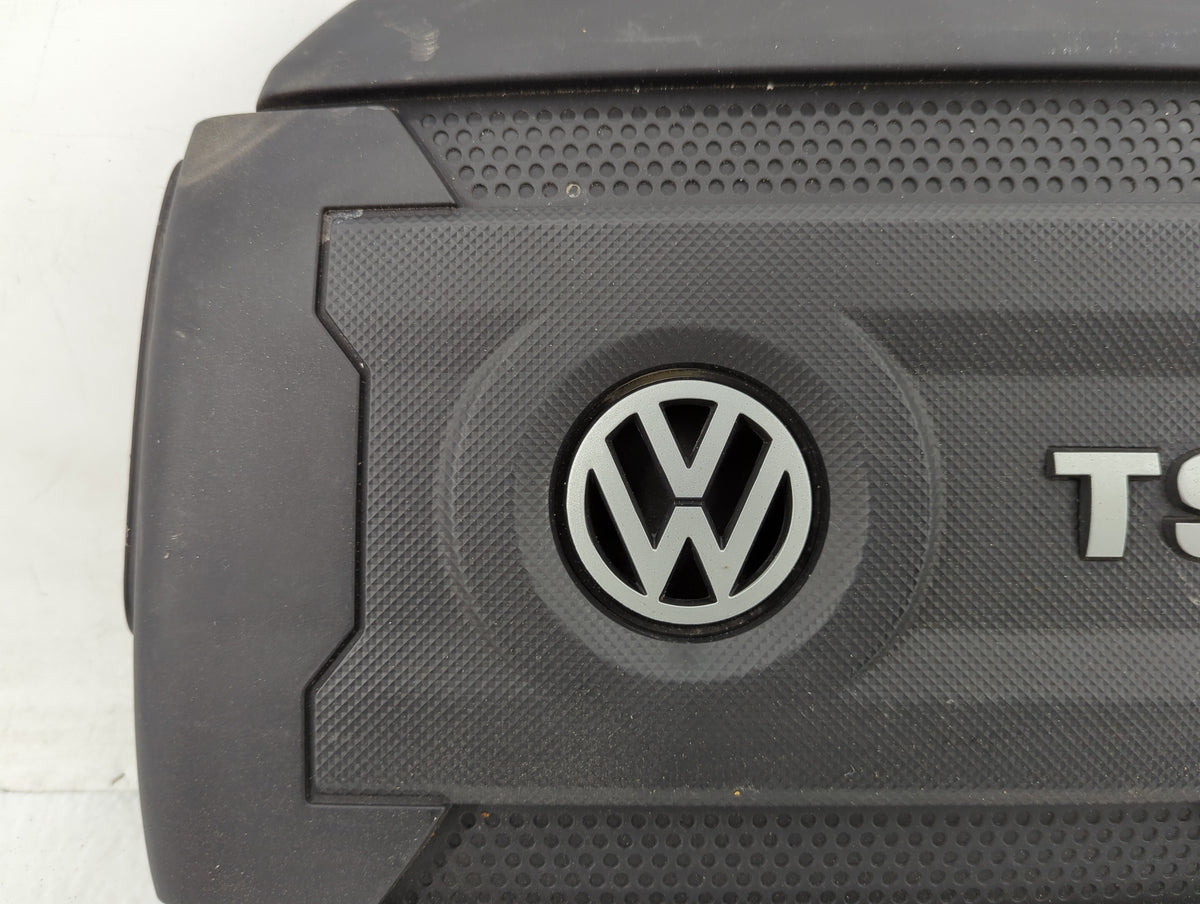 2015 Volkswagen Jetta Engine Cover 1388988 - Oemusedautoparts1.com