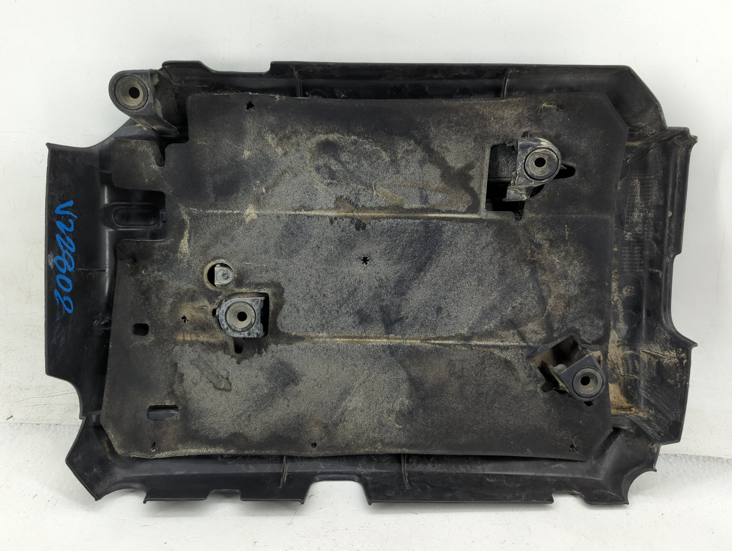 2015 Volkswagen Jetta Engine Cover - Oemusedautoparts1.com