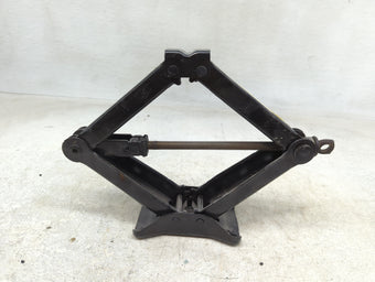 compare product 2015 Volkswagen Jetta Spare Scissor Car Jack 1390223