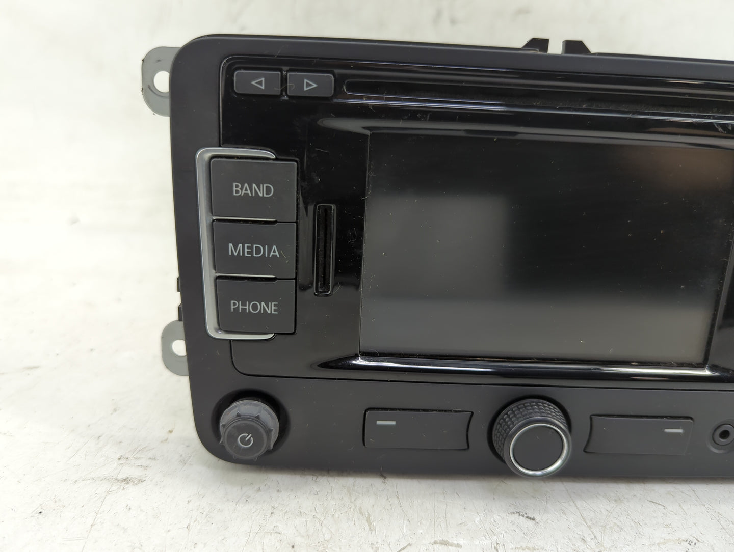 2015-2016 Volkswagen Jetta Radio AM FM Cd Player Receiver Replacement P/N:1Q0 035 274 B Fits Fits 2015 2016 OEM Used Auto Pa