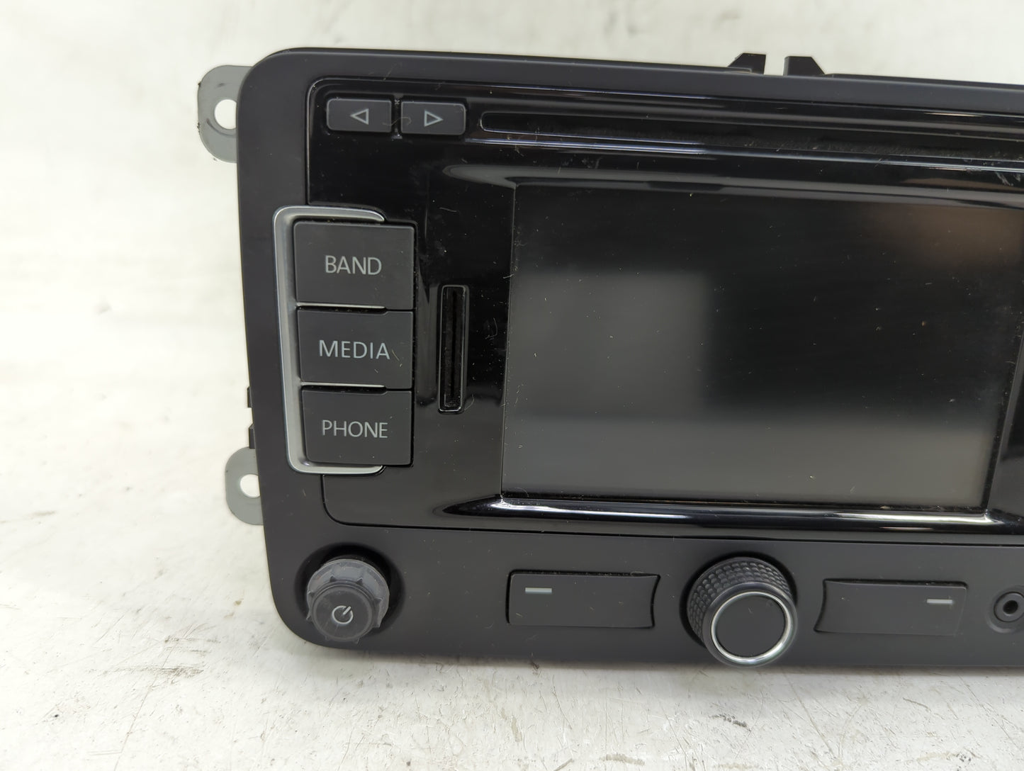 2015-2016 Volkswagen Jetta Radio AM FM Cd Player Receiver Replacement P/N:1Q0 035 274 B Fits Fits 2015 2016 OEM Used Auto Pa
