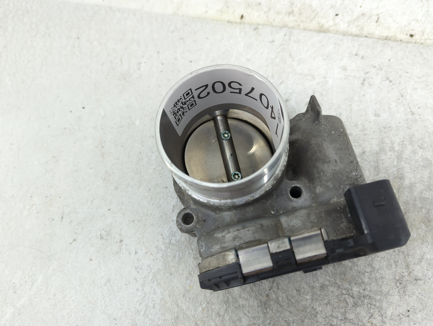 2014-2017 Volkswagen Jetta Throttle Body Fits Fits 2014 2015 2016 2017 OEM Used Auto Parts - Oemusedautoparts1.com