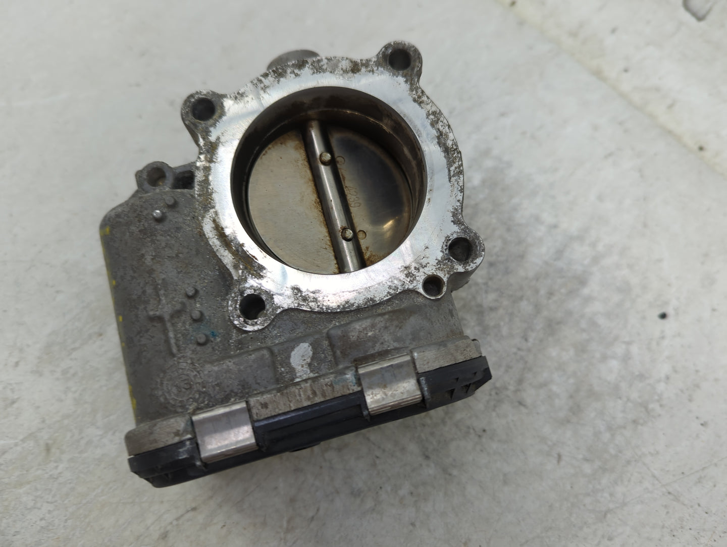 2014-2017 Volkswagen Jetta Throttle Body Fits Fits 2014 2015 2016 2017 OEM Used Auto Parts - Oemusedautoparts1.com