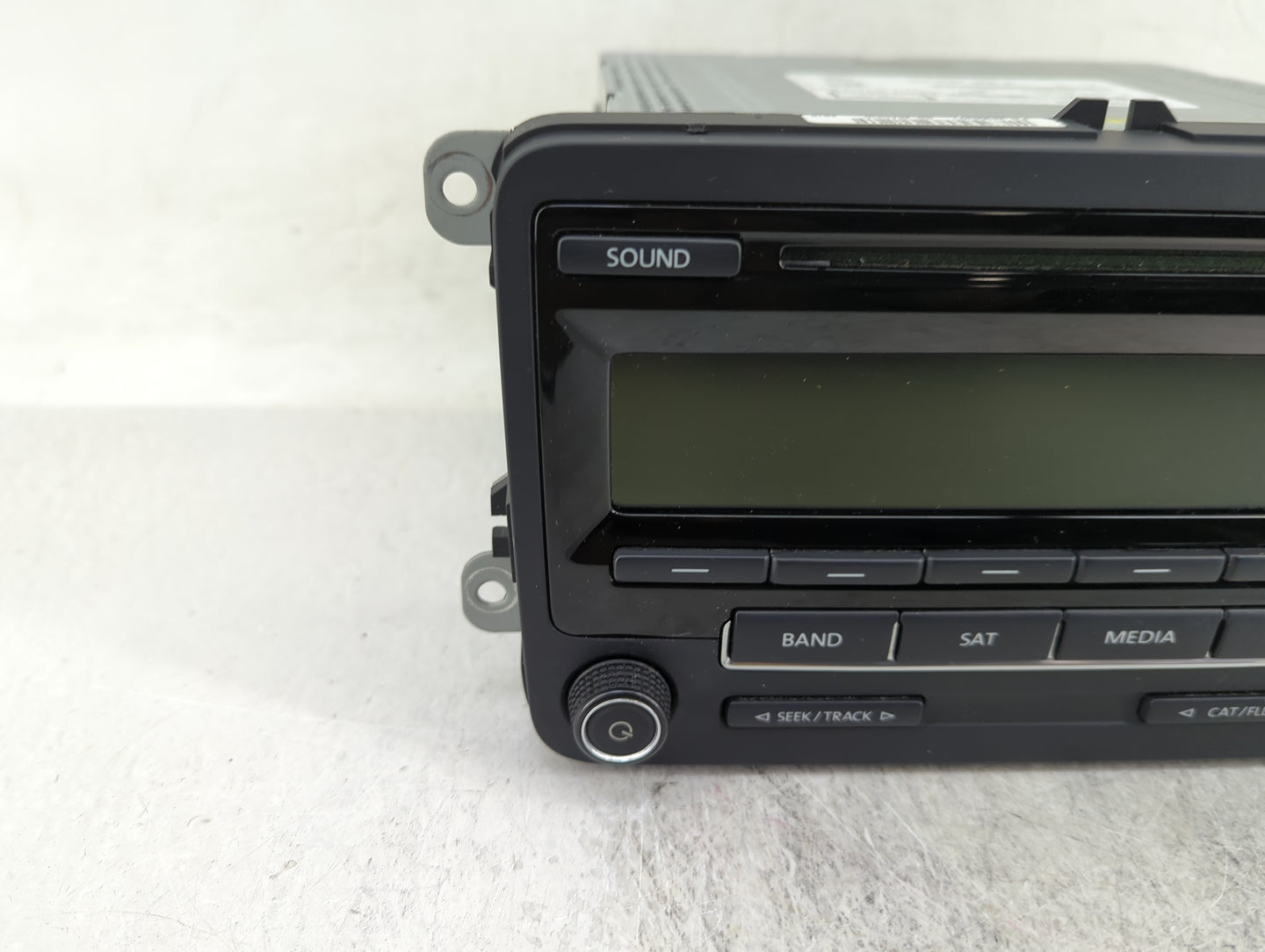 2015-2017 Volkswagen Jetta Radio AM FM Cd Player Receiver Replacement P/N:1K0 035 164 J Fits Fits 2015 2016 2017 OEM Used Au