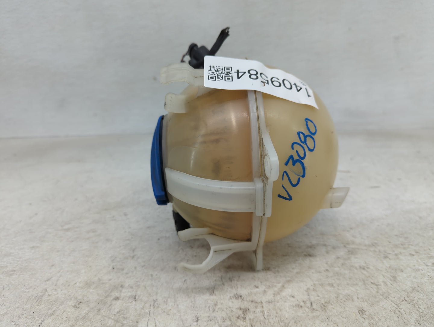 2005 Volkswagen Jetta Radiator Coolant Overflow Expansion Tank Bottle - Oemusedautoparts1.com