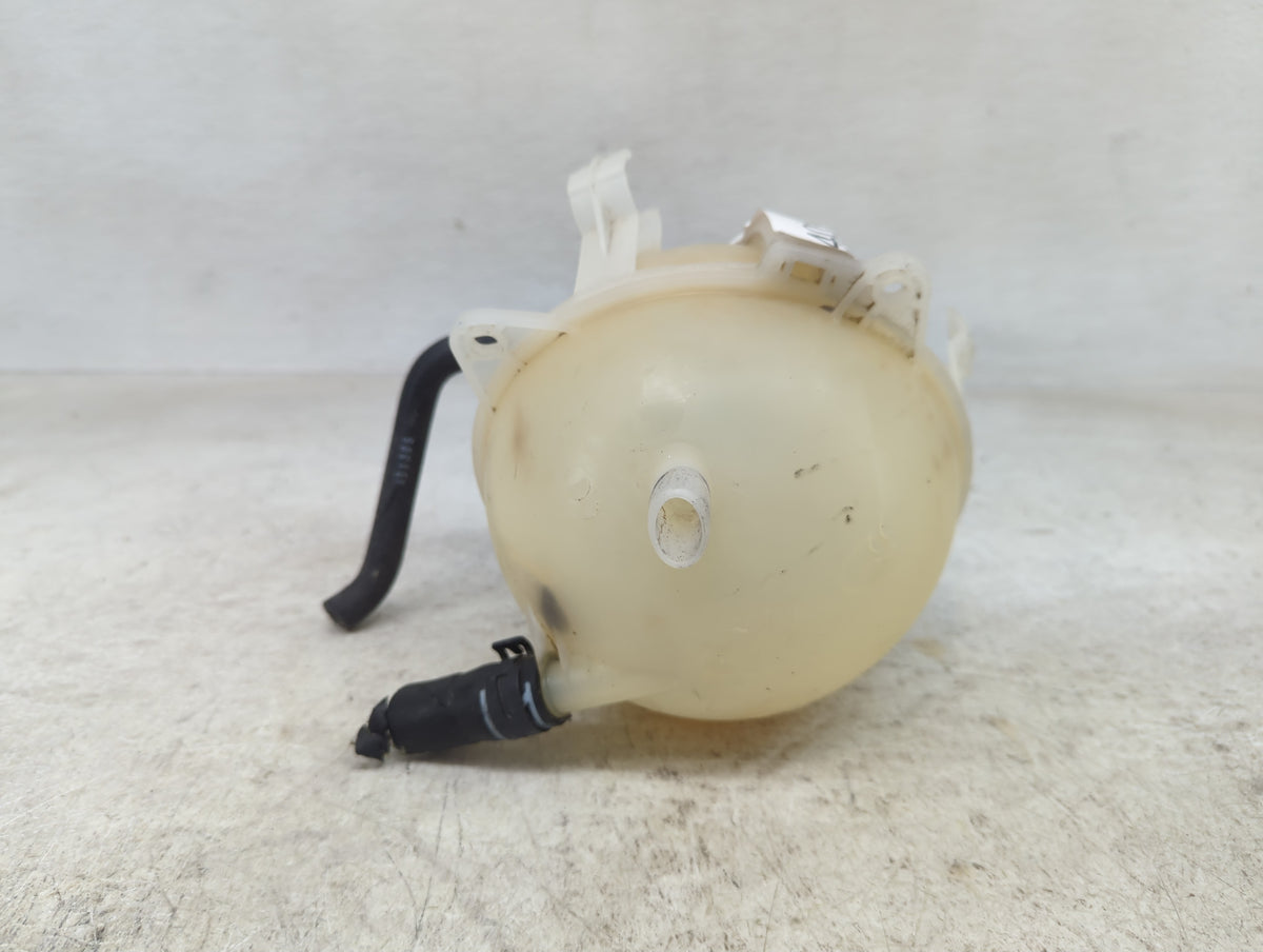 2005 Volkswagen Jetta Radiator Coolant Overflow Expansion Tank Bottle 1409586 - Oemusedautoparts1.com