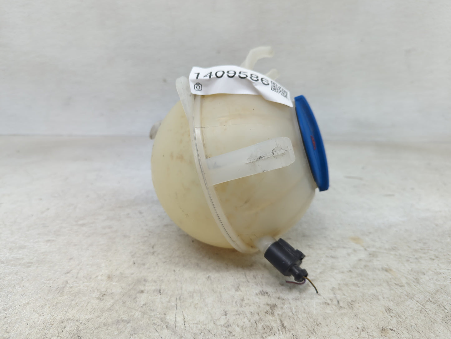 2005 Volkswagen Jetta Radiator Coolant Overflow Expansion Tank Bottle 1409586 - Oemusedautoparts1.com