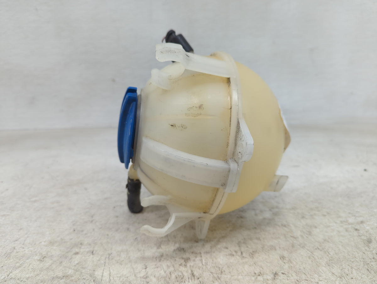 2005 Volkswagen Jetta Radiator Coolant Overflow Expansion Tank Bottle 1409766 - Oemusedautoparts1.com