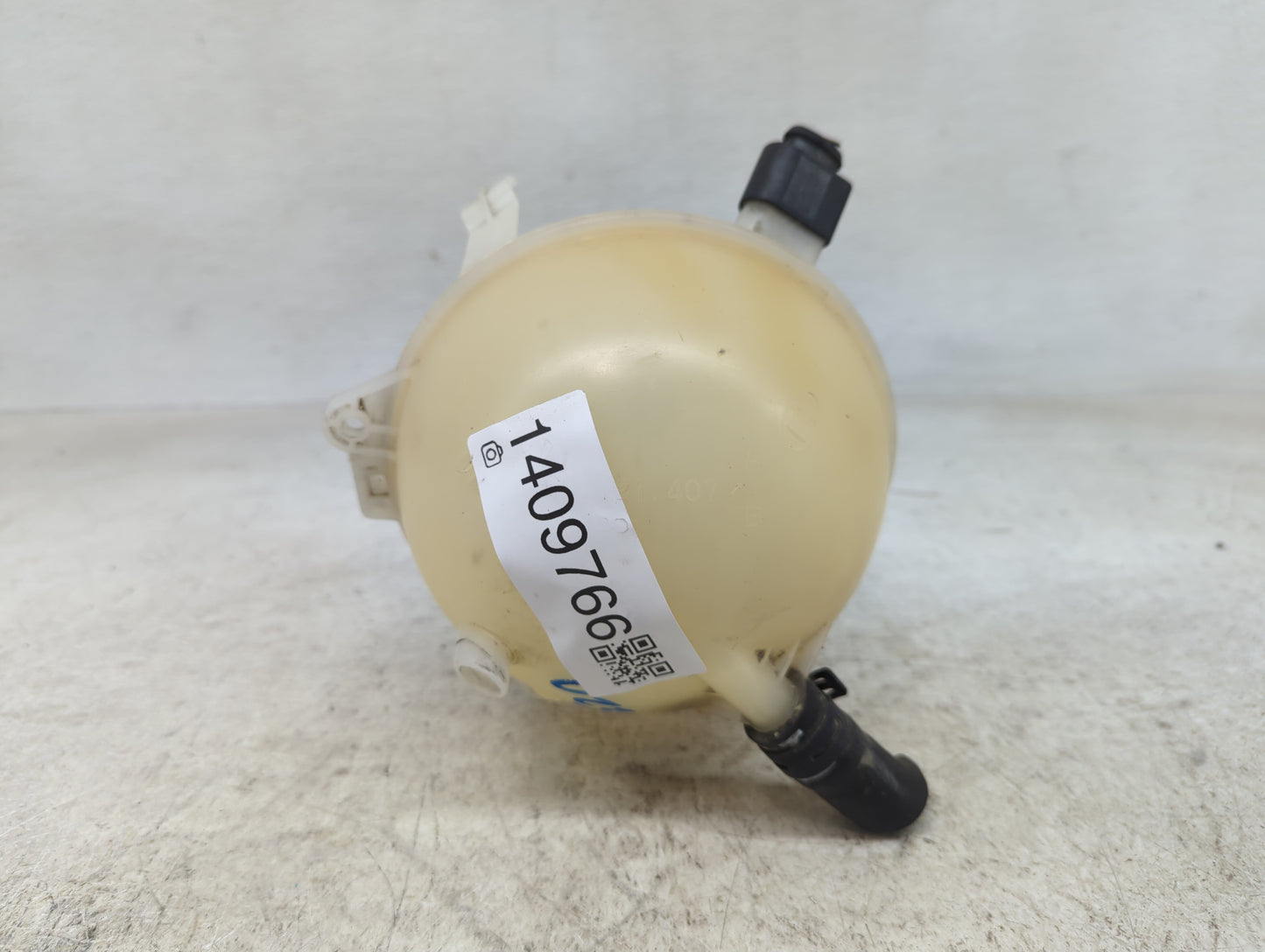 2005 Volkswagen Jetta Radiator Coolant Overflow Expansion Tank Bottle 1409766 - Oemusedautoparts1.com