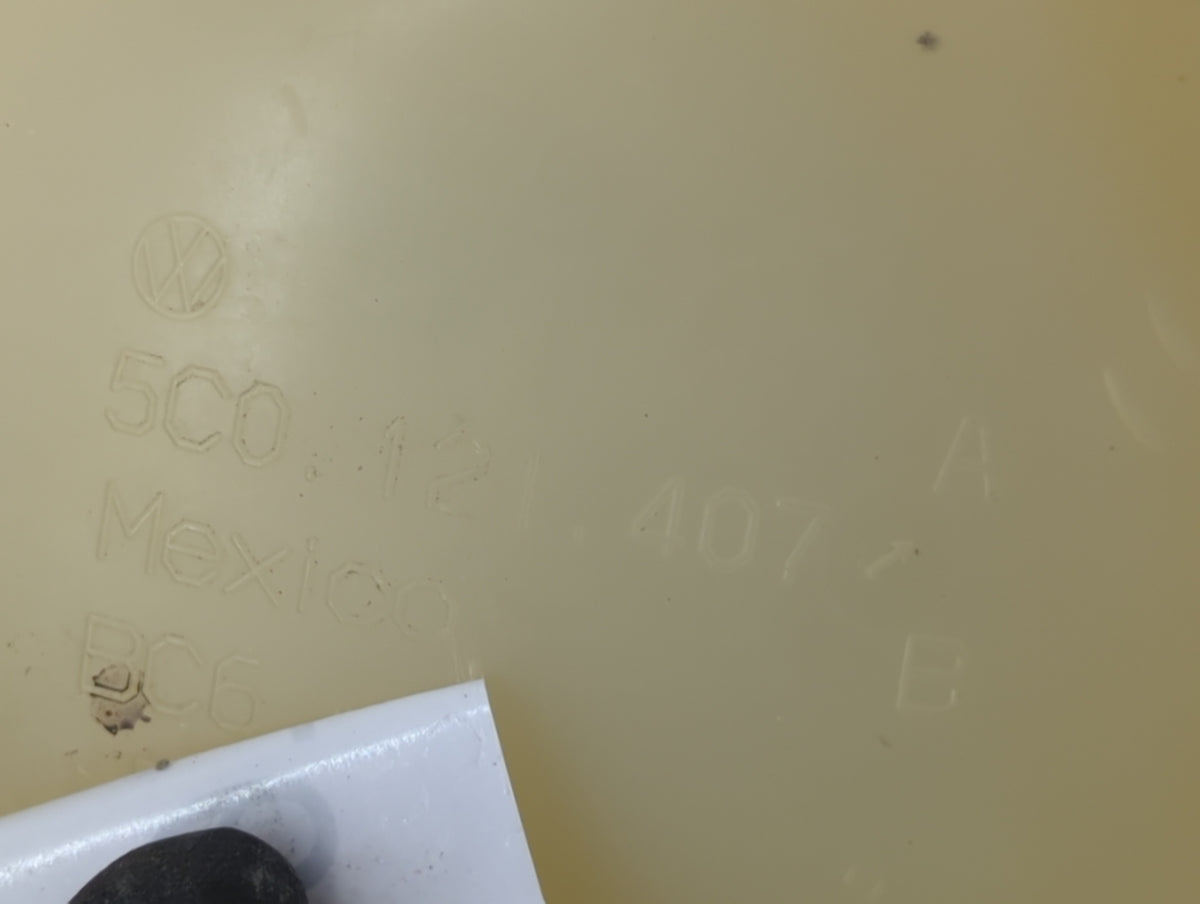 2005 Volkswagen Jetta Radiator Coolant Overflow Expansion Tank Bottle 1409766 - Oemusedautoparts1.com