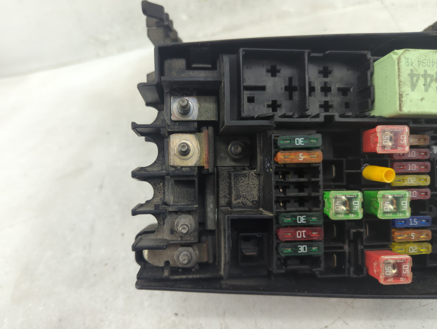 2015-2018 Volkswagen Jetta Fusebox Fuse Box Panel Relay Module Fits Fits 2015 2016 2017 2018 OEM Used Auto Parts - Oemusedau