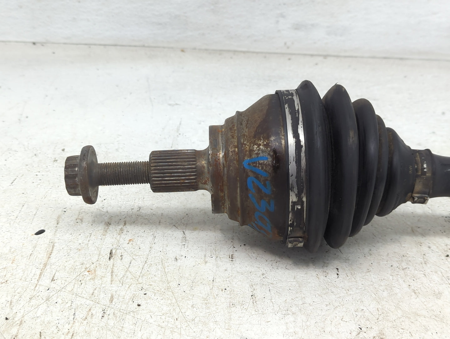 2005-2018 Volkswagen Jetta Axle Shaft Front Driver Cv C/v 1416212 - Oemusedautoparts1.com