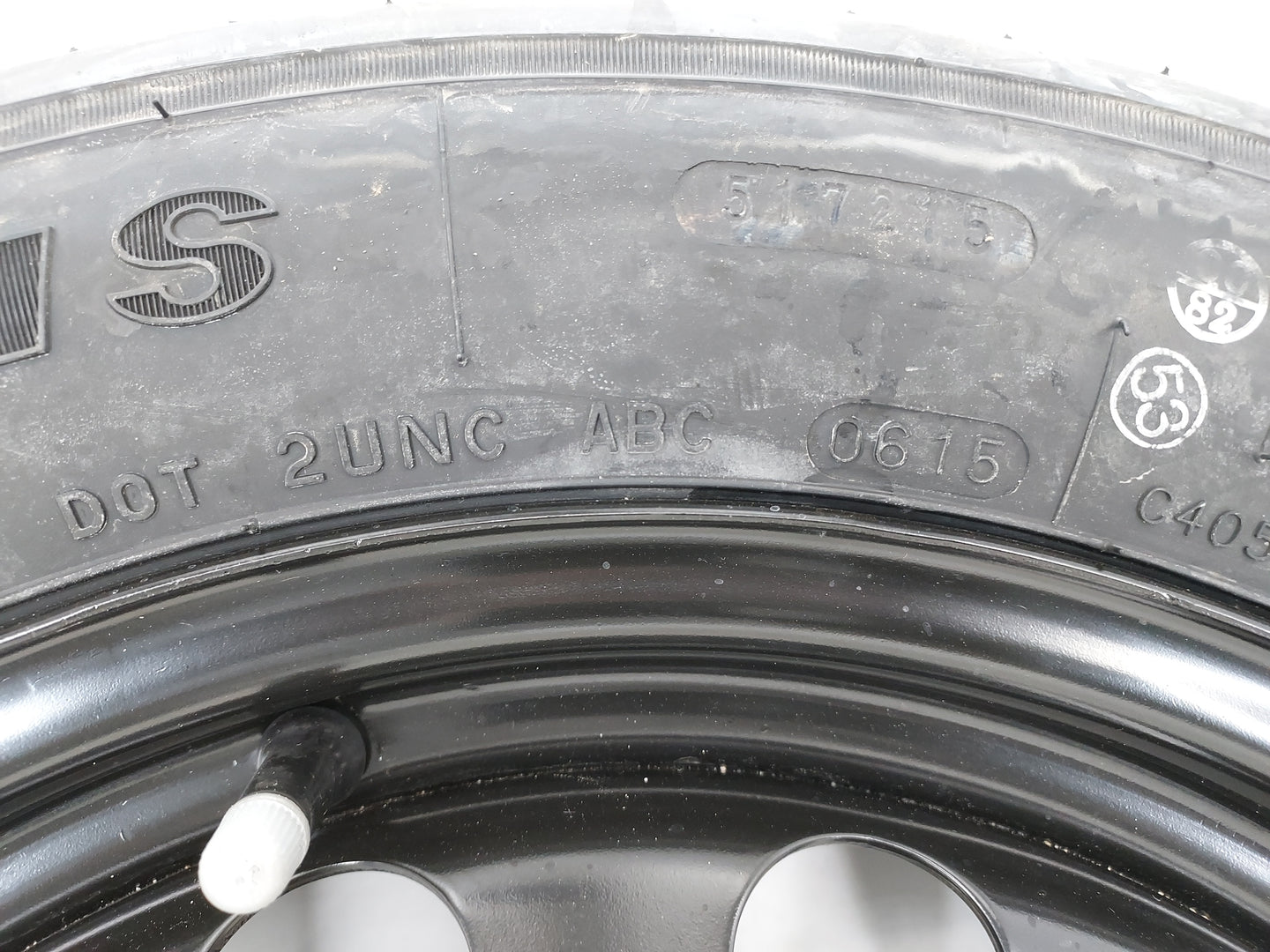 2012-2018 Volkswagen Jetta Spare Donut Tire Wheel Rim Oem 1420790 - Oemusedautoparts1.com