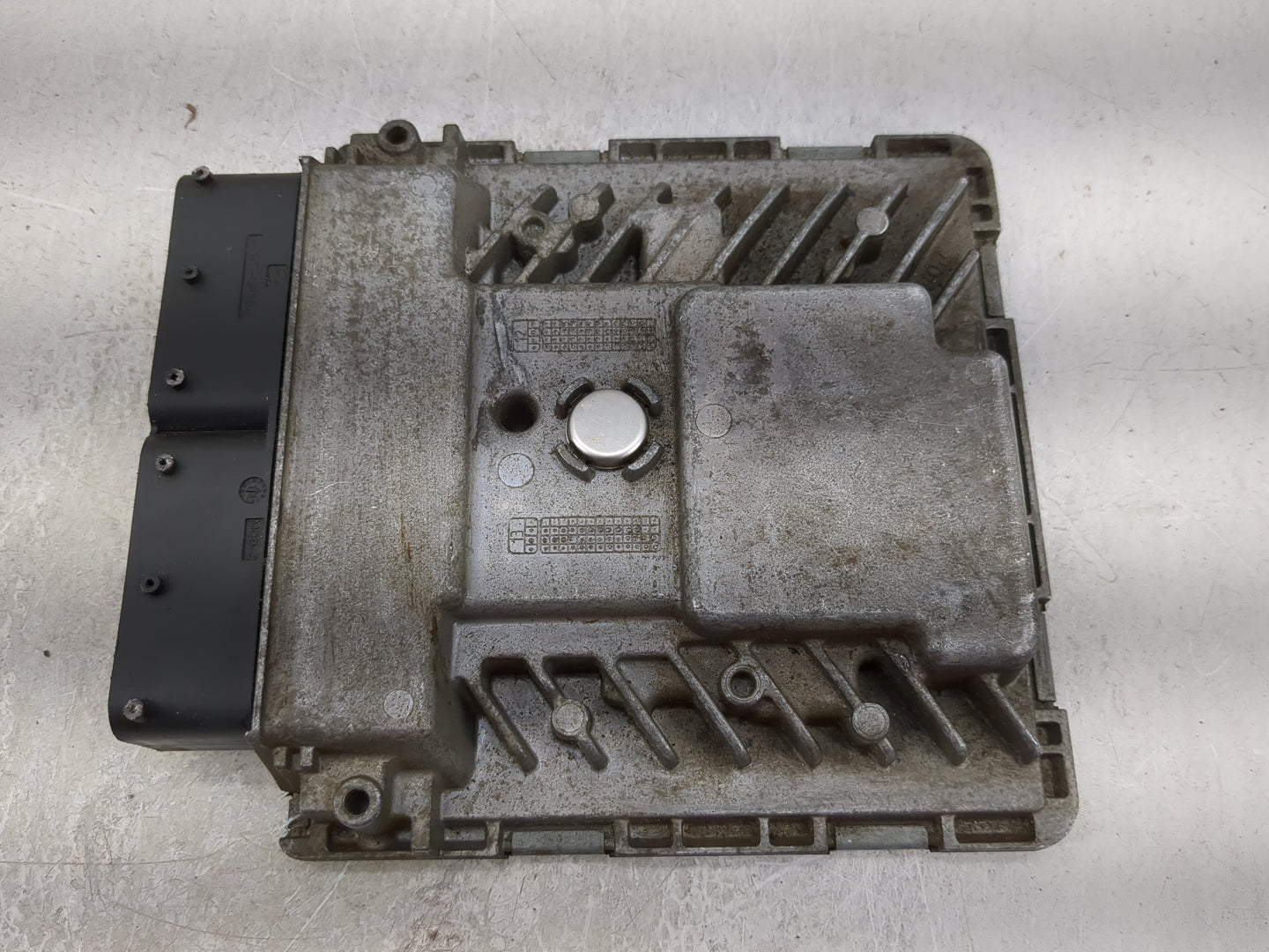 2014-2016 Volkswagen Jetta PCM Engine Control Computer ECU ECM PCU OEM P/N:06K 906 070 AB Fits Fits 2014 2015 2016 OEM Used 
