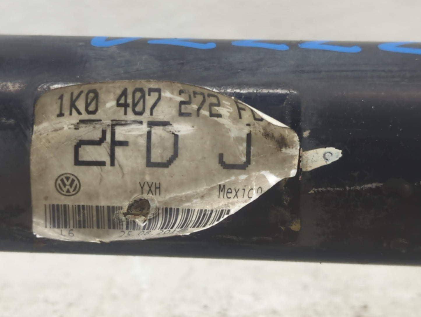 2011-2017 Volkswagen Jetta Axle Shaft Front Passenger Cv C/v - Oemusedautoparts1.com