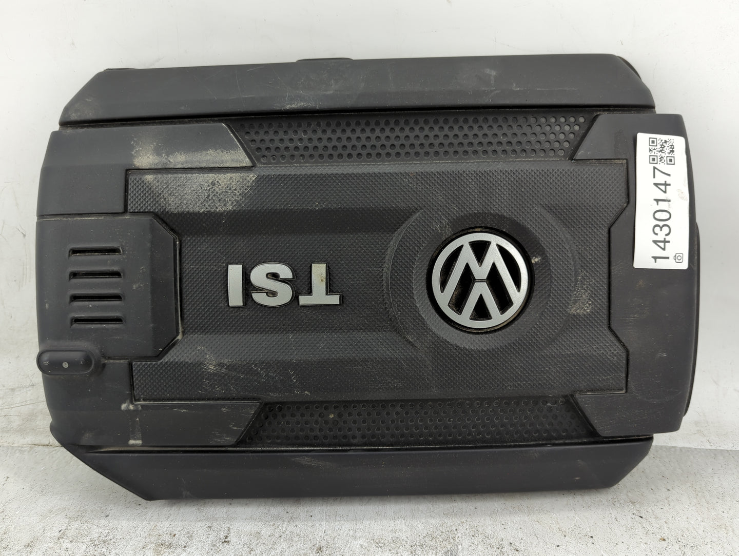 2015 Volkswagen Jetta Engine Cover 1430147 - Oemusedautoparts1.com
