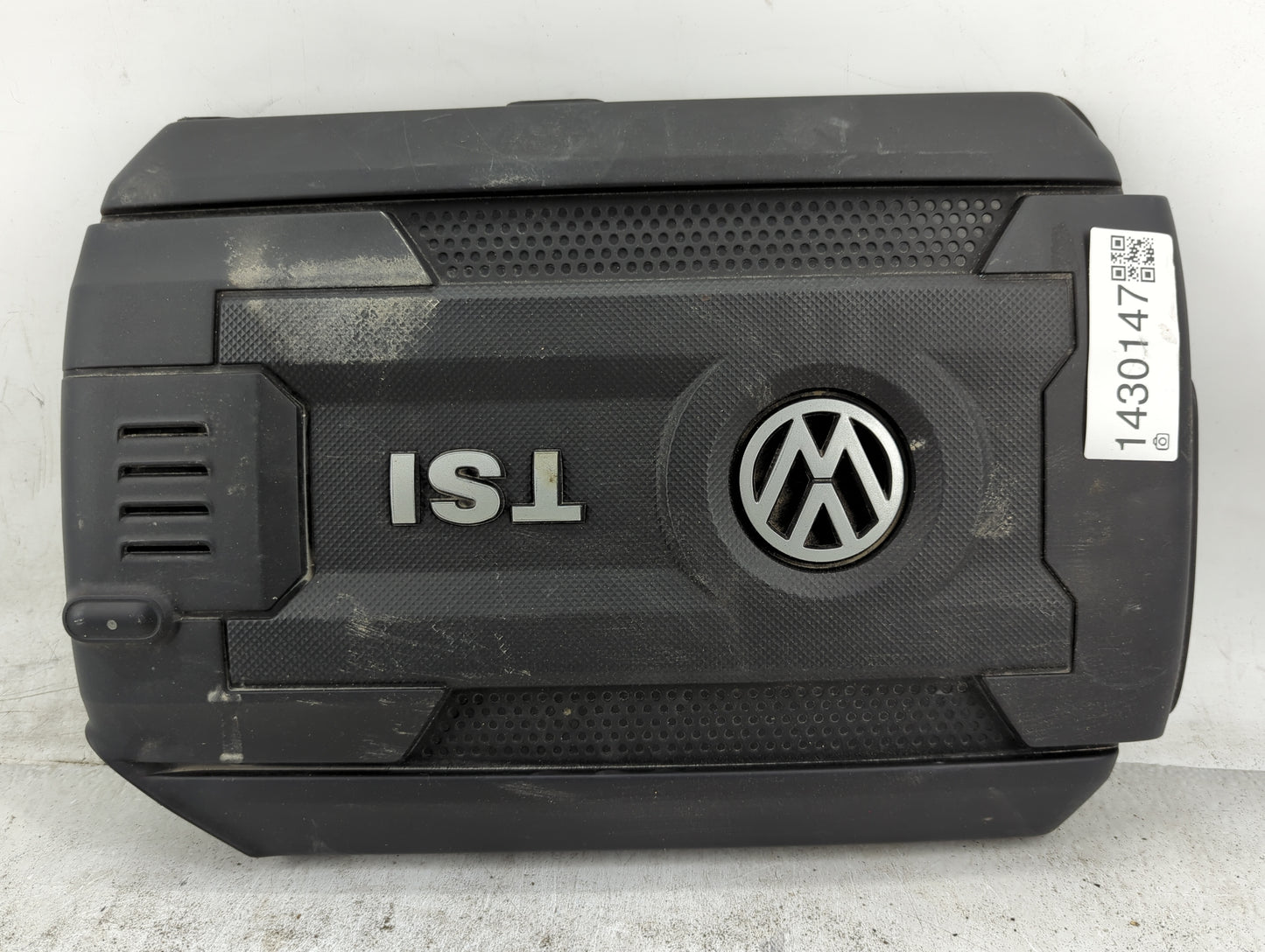 2015 Volkswagen Jetta Engine Cover 1430147 - Oemusedautoparts1.com