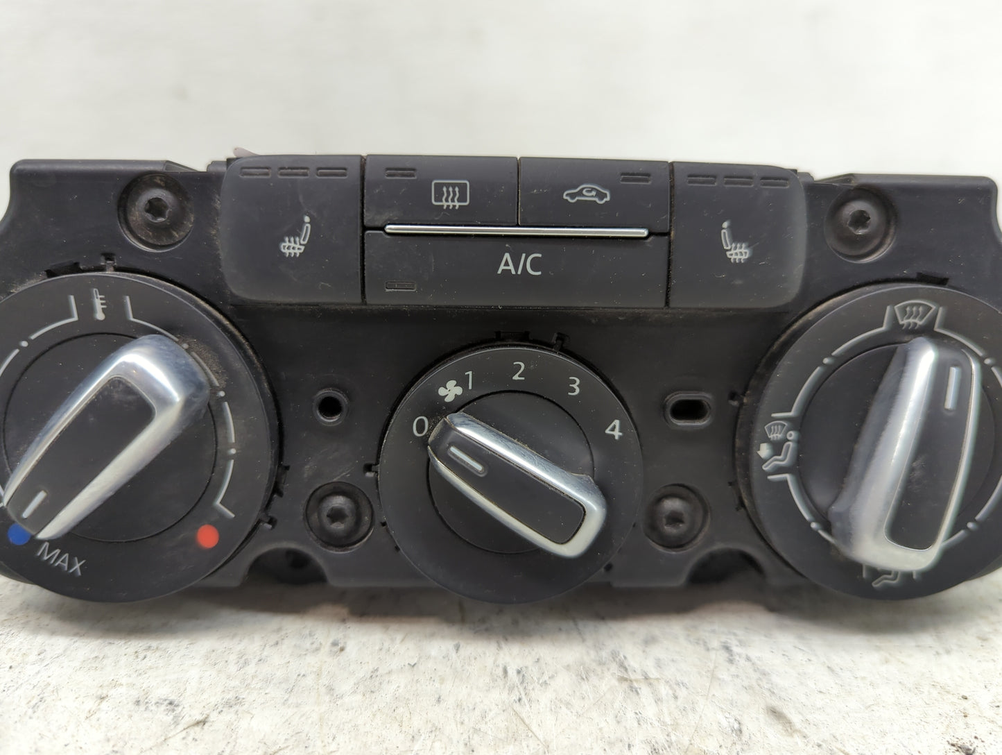 2015-2018 Volkswagen Jetta Climate Control Module Temperature AC/Heater Replacement P/N:5C1819045 Fits Fits 2015 2016 2017 2