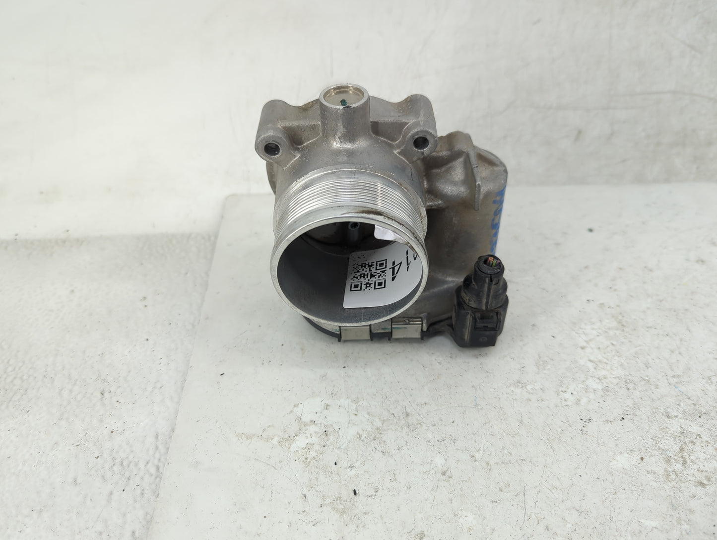 2014-2017 Volkswagen Jetta Throttle Body P/N:06K133062E Fits Fits 2014 2015 2016 2017 OEM Used Auto Parts - Oemusedautoparts