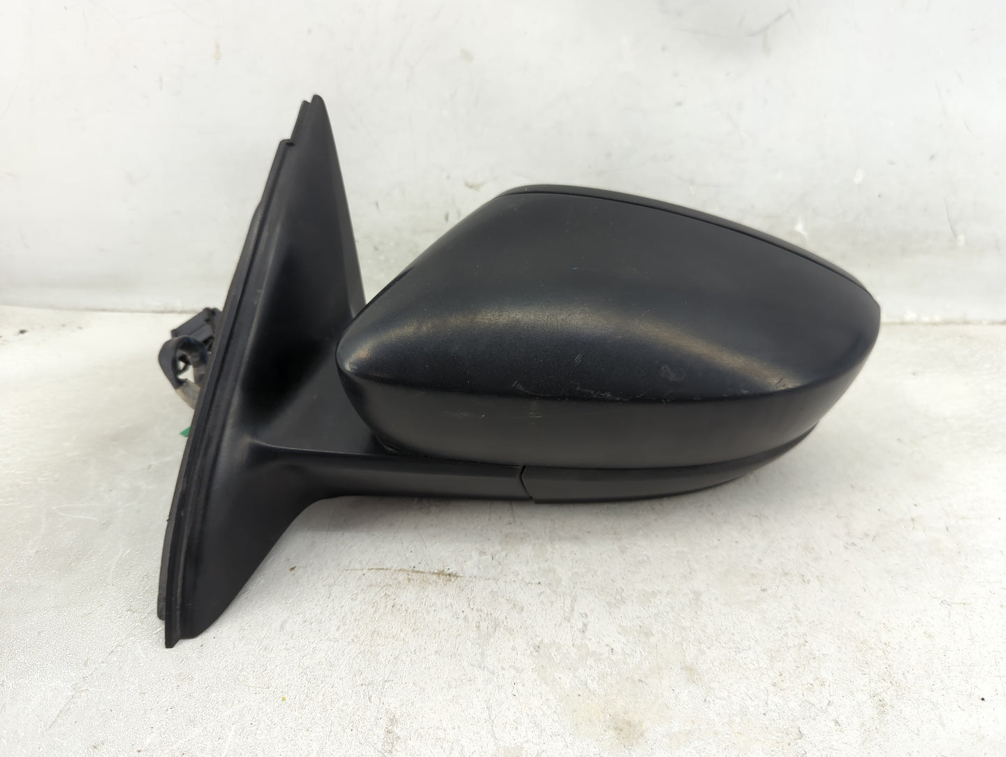 2011-2016 Volkswagen Jetta Driver Side View Mirror - Left Door Mirror OEM Used - Oemusedautoparts1.com