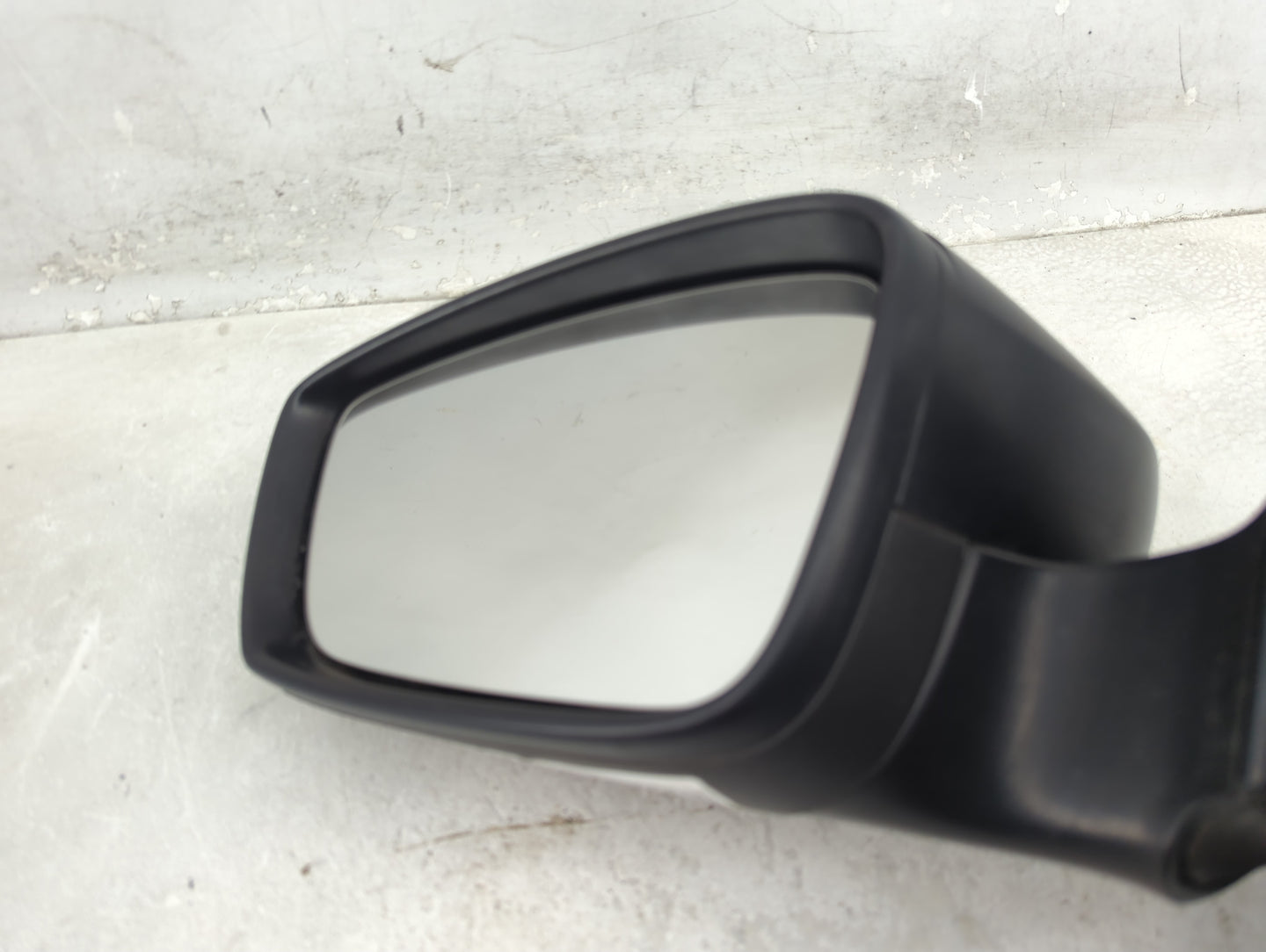 2011-2016 Volkswagen Jetta Driver Side View Mirror - Left Door Mirror OEM Used - Oemusedautoparts1.com