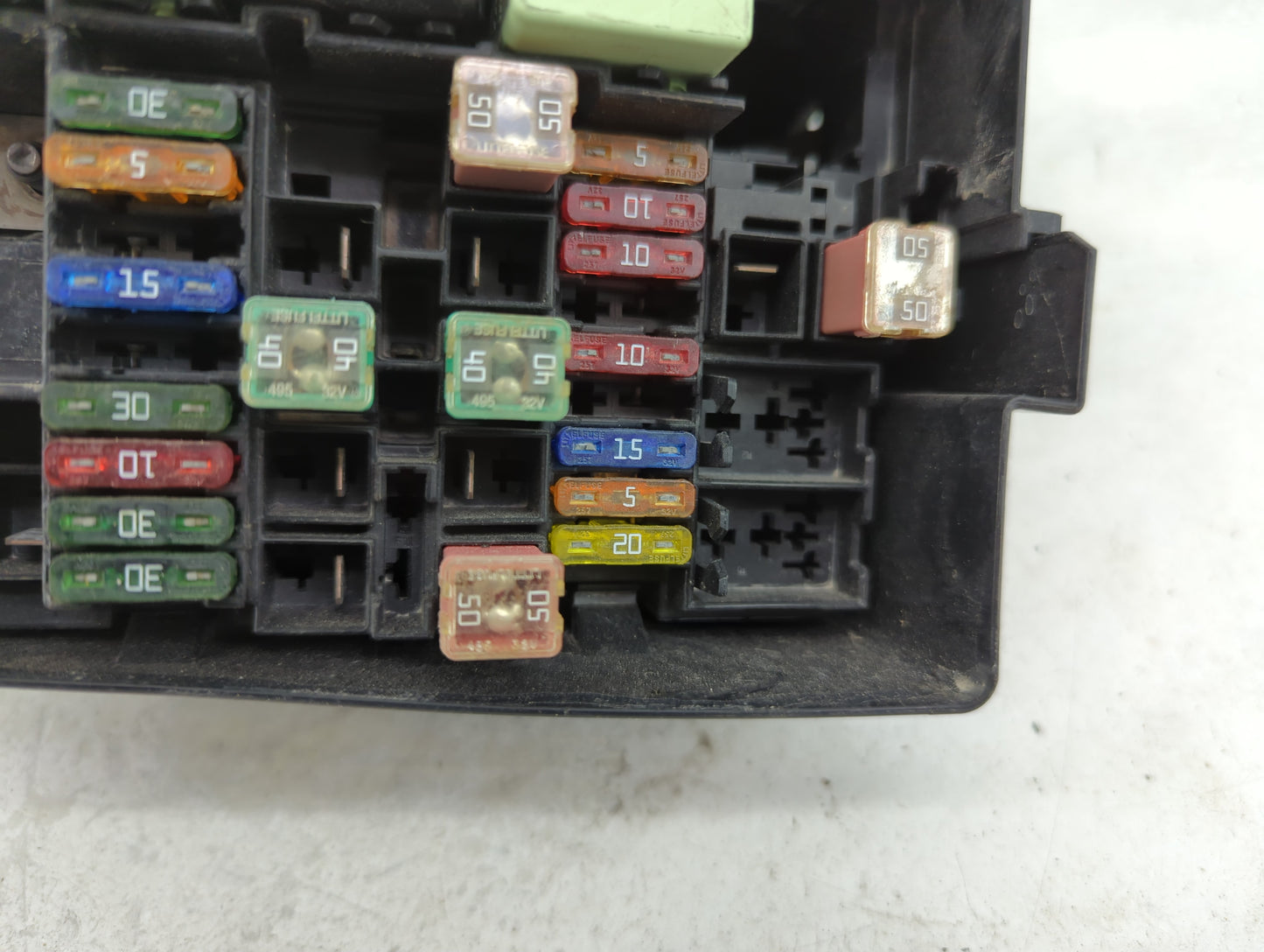 2015-2018 Volkswagen Jetta Fusebox Fuse Box Panel Relay Module Fits Fits 2015 2016 2017 2018 OEM Used Auto Parts - Oemusedau