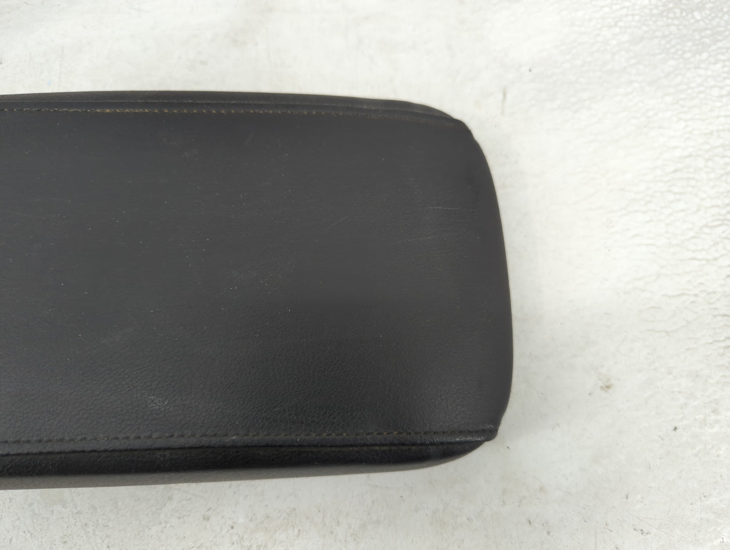 2015 Volkswagen Jetta Center Console Armrest Cover Lid Fits OEM Used Auto Parts - Oemusedautoparts1.com