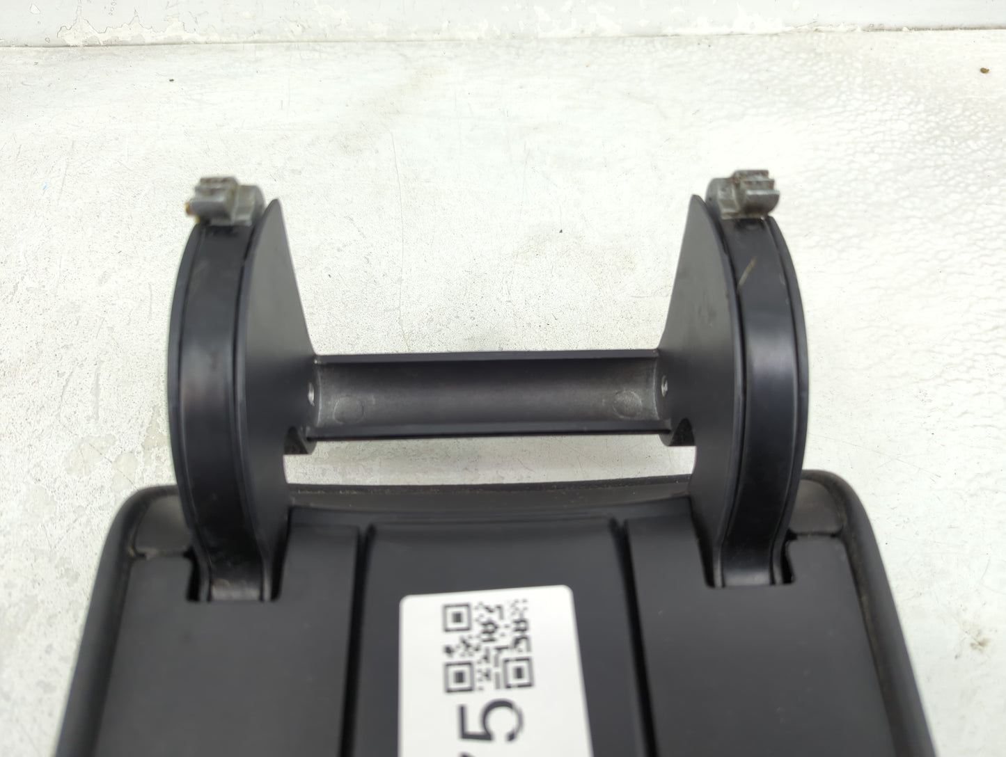 2015 Volkswagen Jetta Center Console Armrest Cover Lid Fits OEM Used Auto Parts - Oemusedautoparts1.com