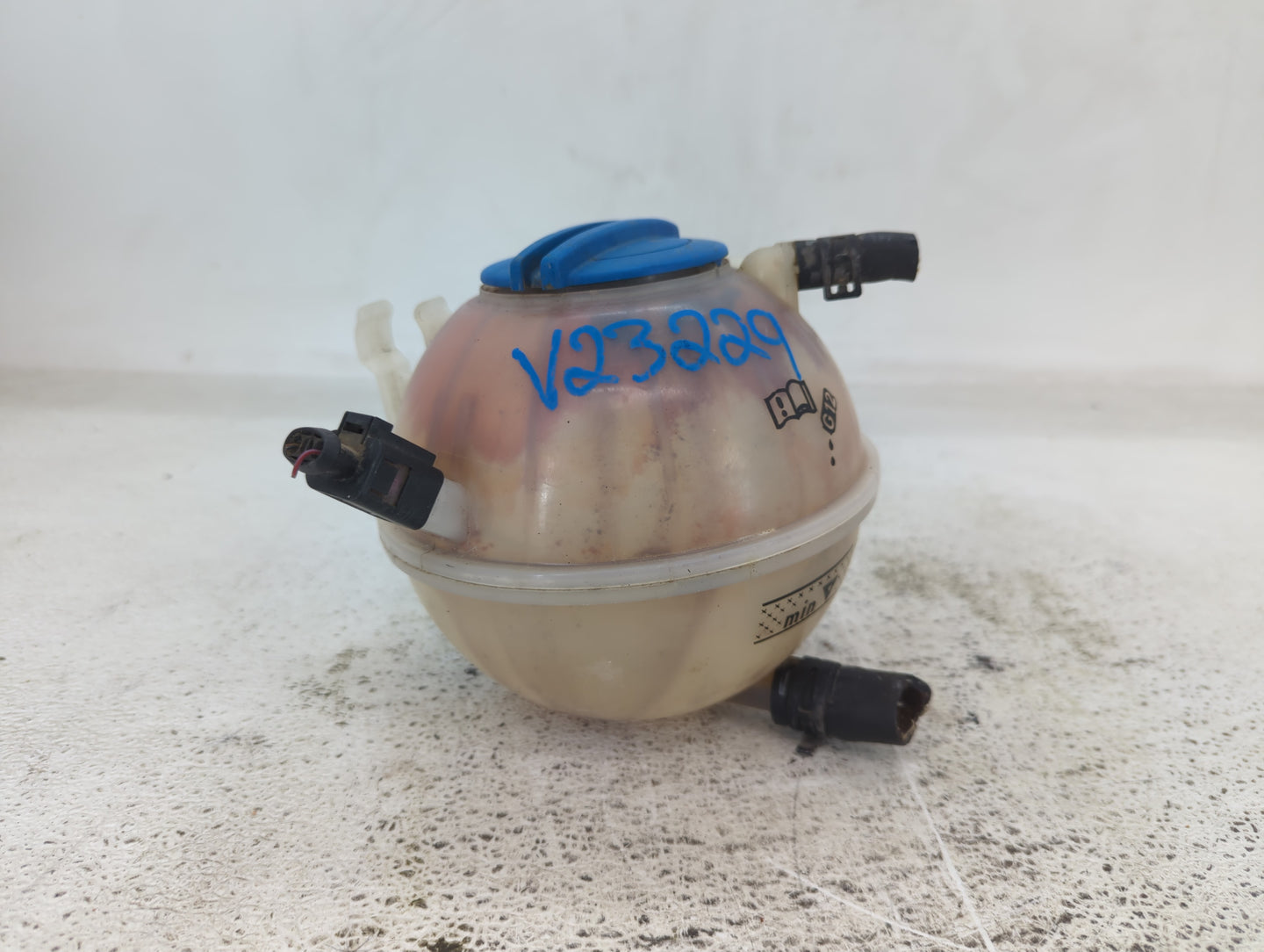 2005 Volkswagen Jetta Radiator Coolant Overflow Expansion Tank Bottle - Oemusedautoparts1.com