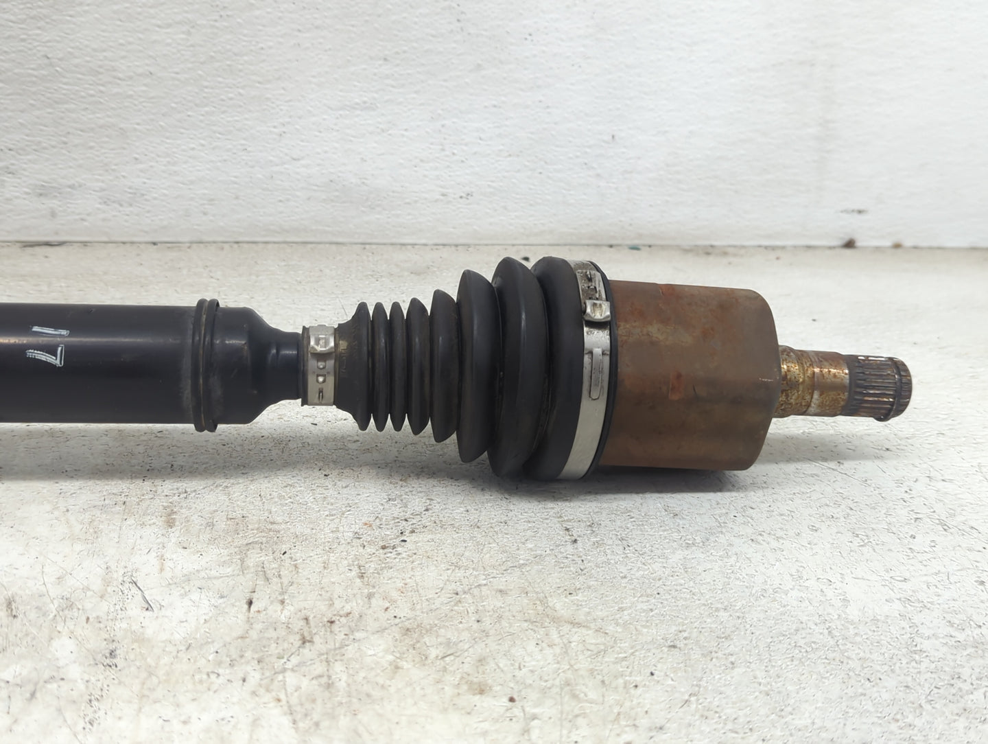 2005-2018 Volkswagen Jetta Axle Shaft Front Passenger Cv C/v - Oemusedautoparts1.com