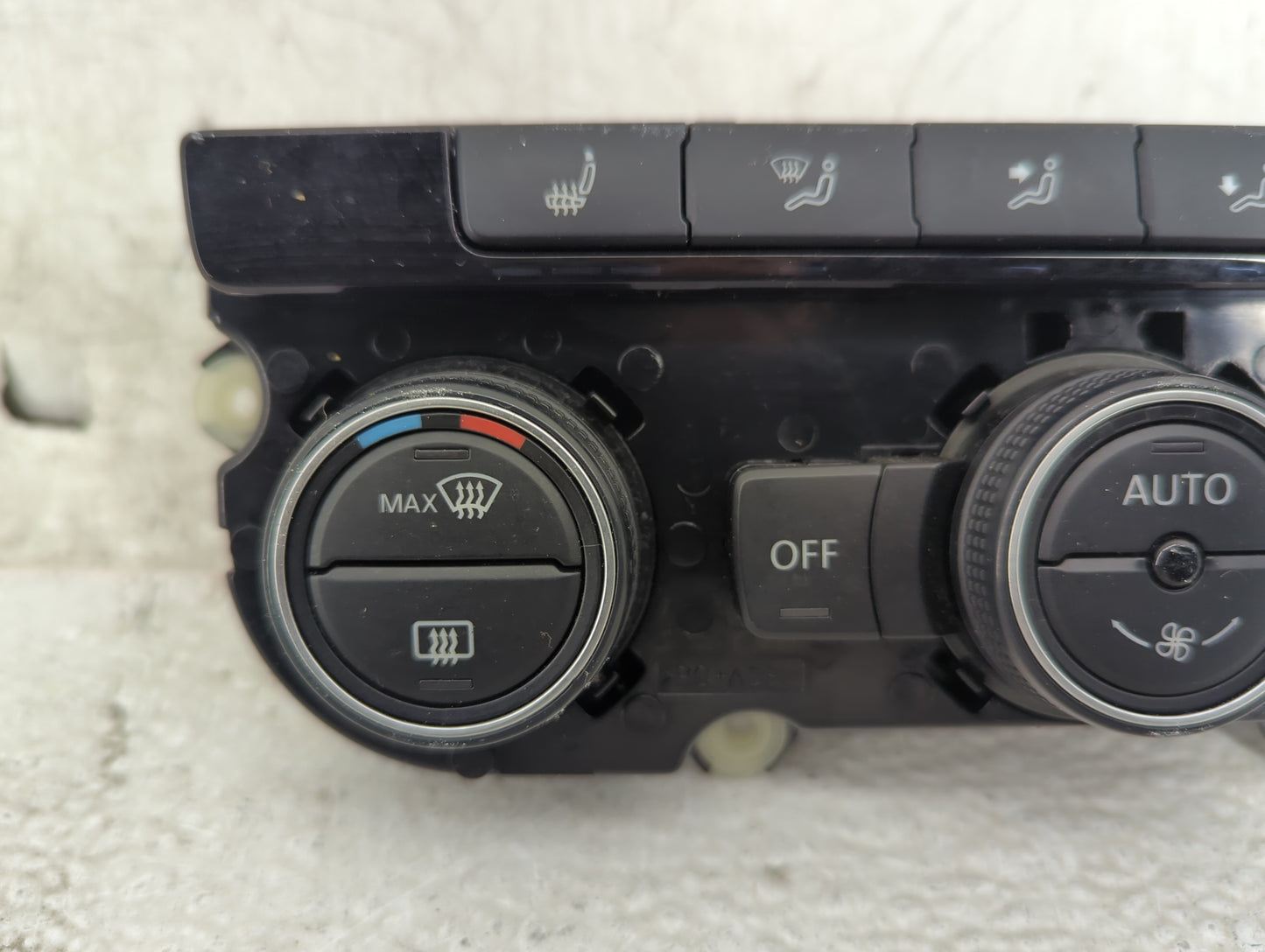 2015-2018 Volkswagen Jetta Climate Control Module Temperature AC/Heater Replacement P/N:1K8907044E 5HB012250-35 Fits OEM Use