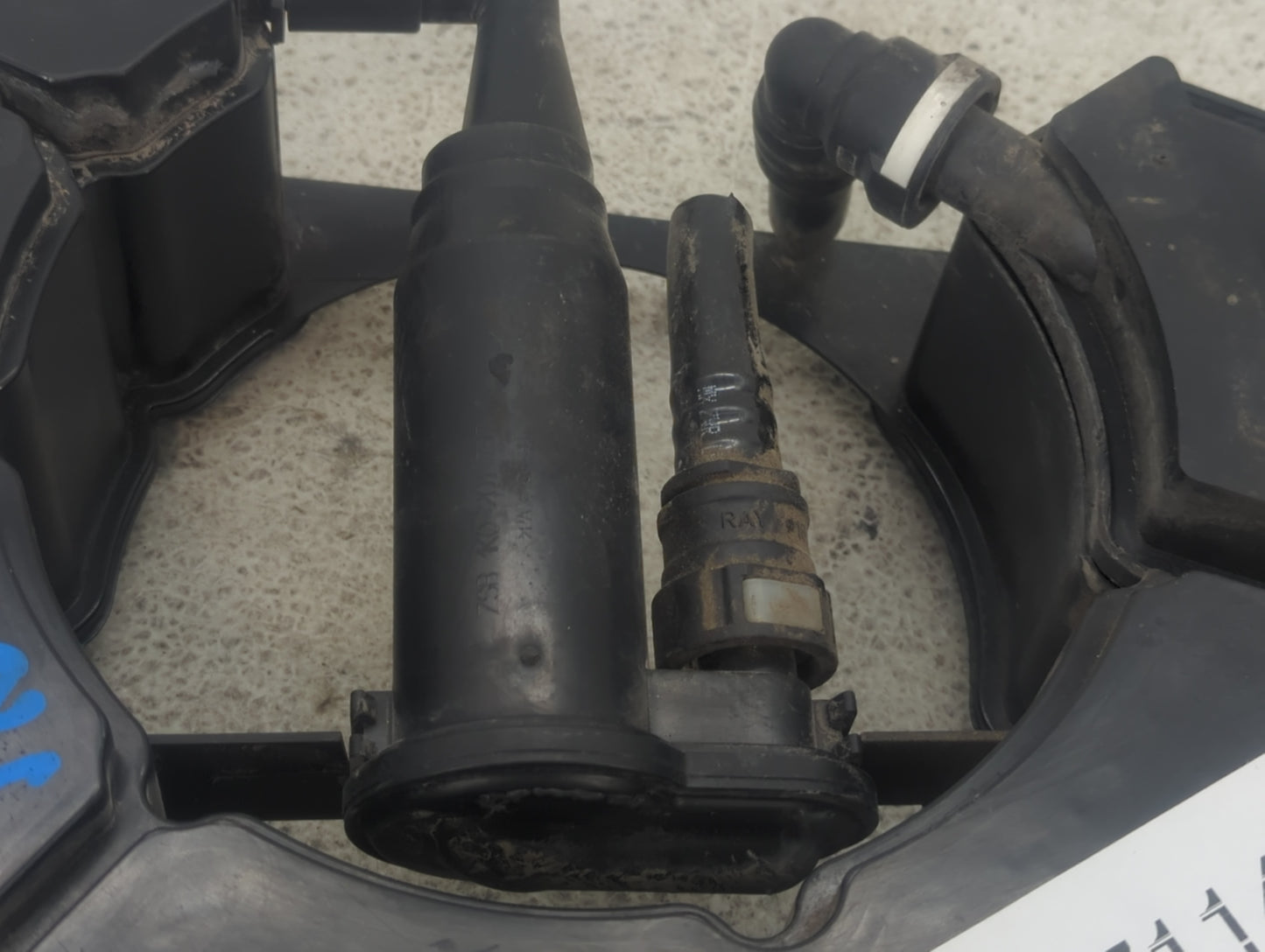 2015 Volkswagen Jetta Fuel Vapor Charcoal Canister 1437114 - Oemusedautoparts1.com