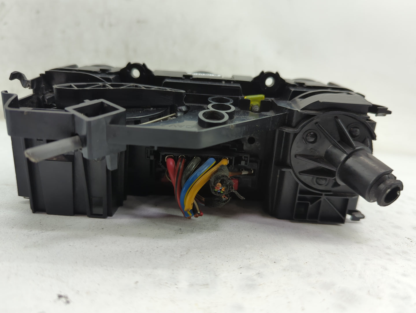 2015-2018 Volkswagen Jetta Climate Control Module Temperature AC/Heater Replacement Fits Fits 2015 2016 2017 2018 OEM Used A