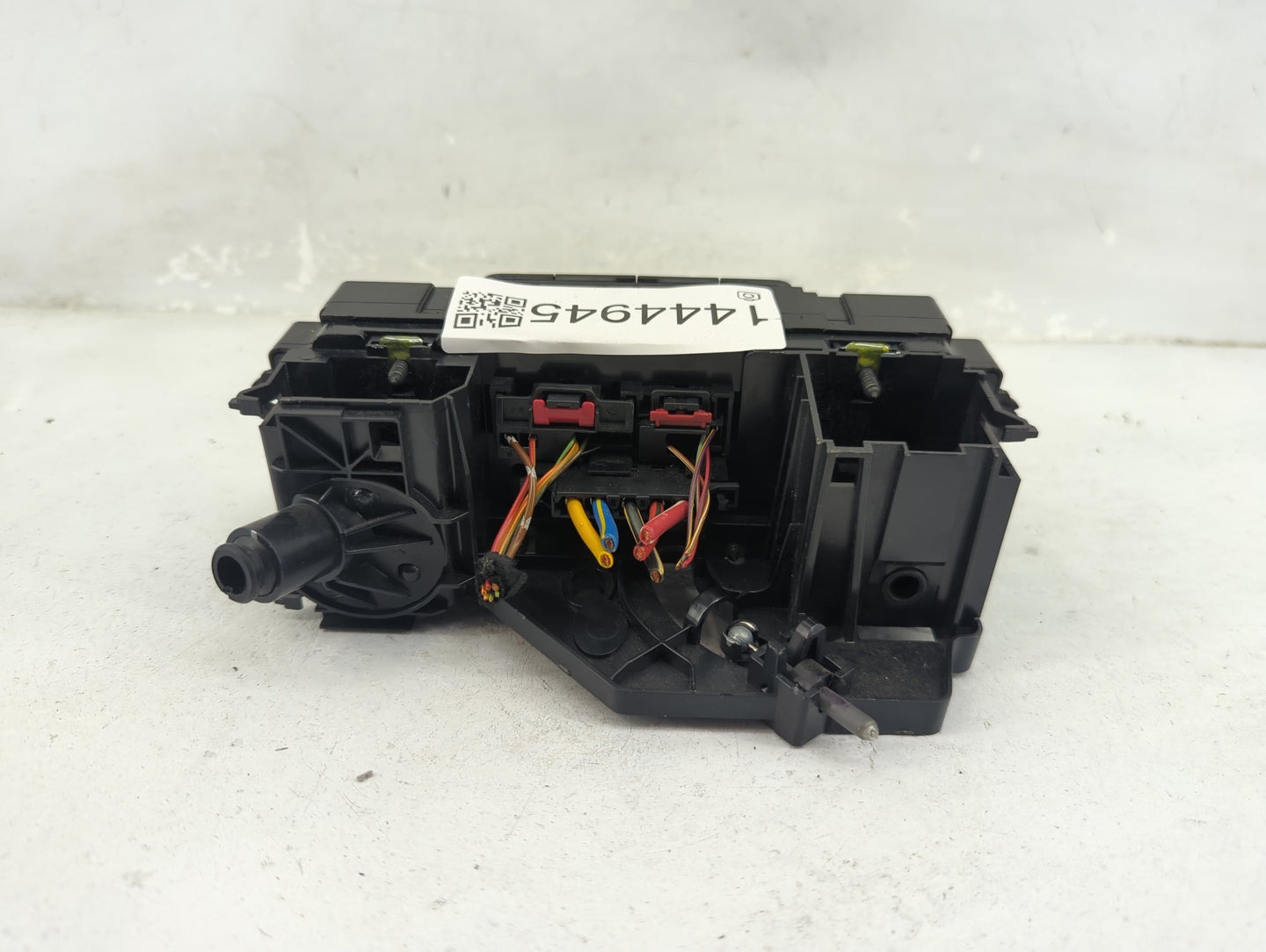 2015 Volkswagen Jetta Climate Control Module Temperature AC/Heater Replacement P/N:90151-903/0003 Fits OEM Used Auto Parts -