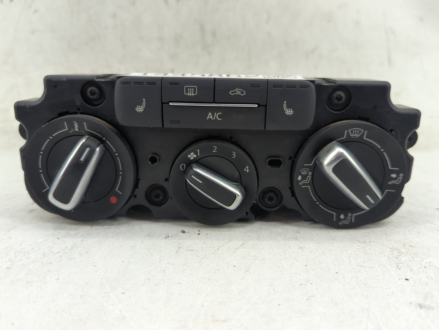 2015-2018 Volkswagen Jetta Climate Control Module Temperature AC/Heater Replacement P/N:5C1819045 Fits Fits 2015 2016 2017 2