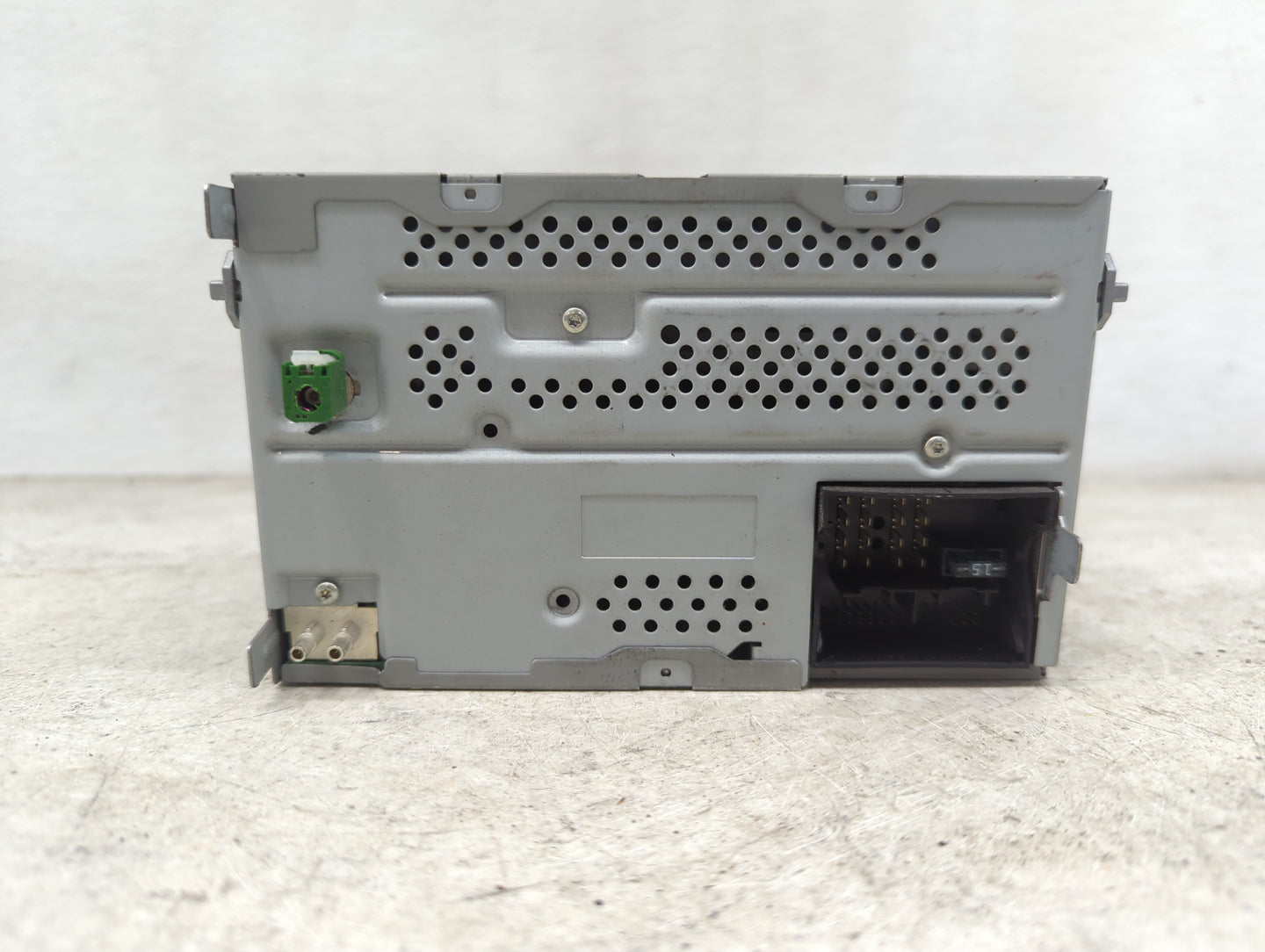 2012-2017 Volkswagen Jetta Radio AM FM Cd Player Receiver Replacement P/N:1K0035164J 28438047 Fits OEM Used Auto Parts - Oem