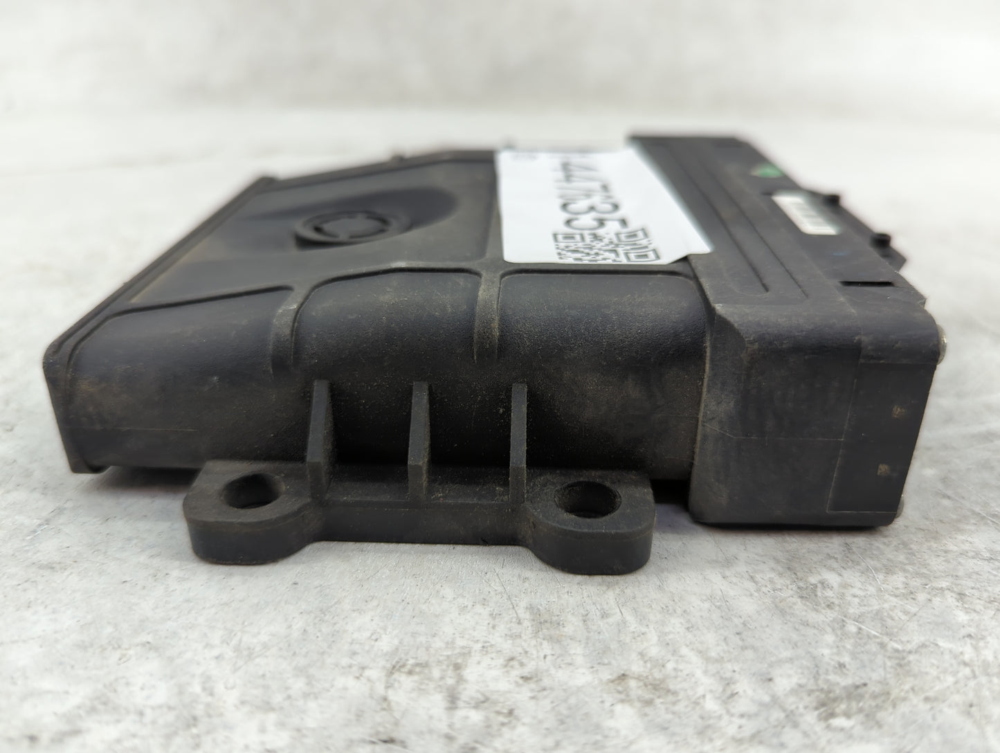 2015-2016 Volkswagen Jetta Safety Restraint Srs Airbag Control Module - Oemusedautoparts1.com