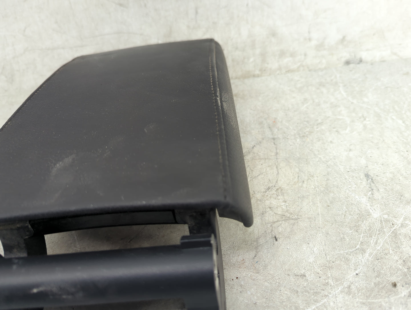 2015 Volkswagen Jetta Center Console Armrest Cover Lid Fits OEM Used Auto Parts - Oemusedautoparts1.com