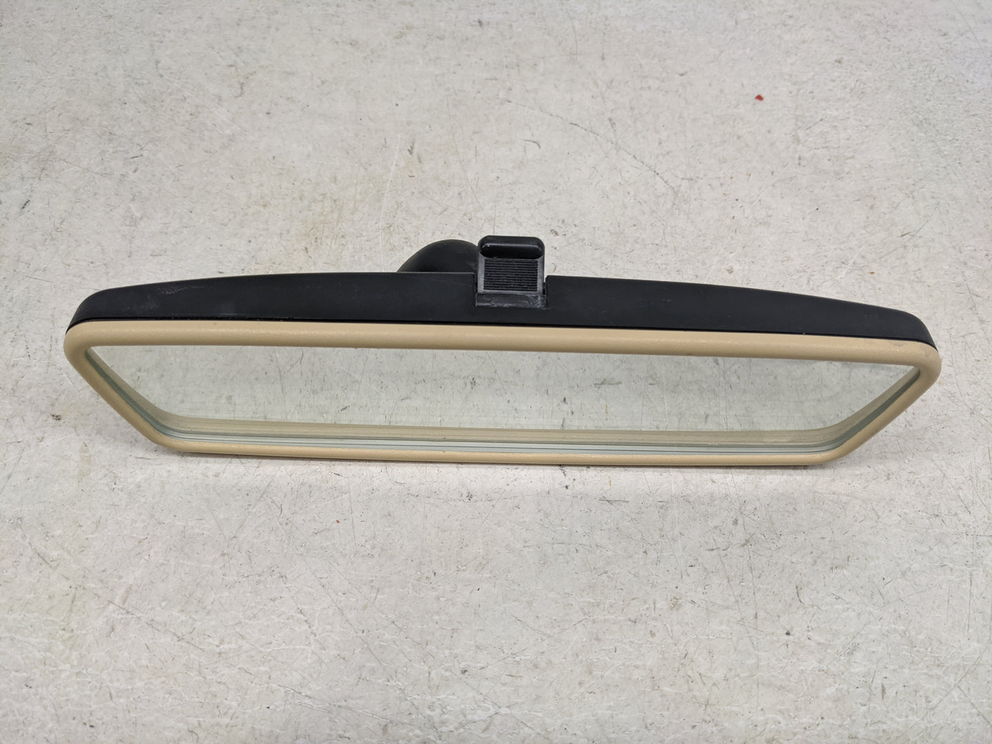 2015 Volkswagen Jetta Interior Rear View Mirror Replacement OEM P/N:E9 01 4025 Fits OEM Used Auto Parts - Oemusedautoparts1.