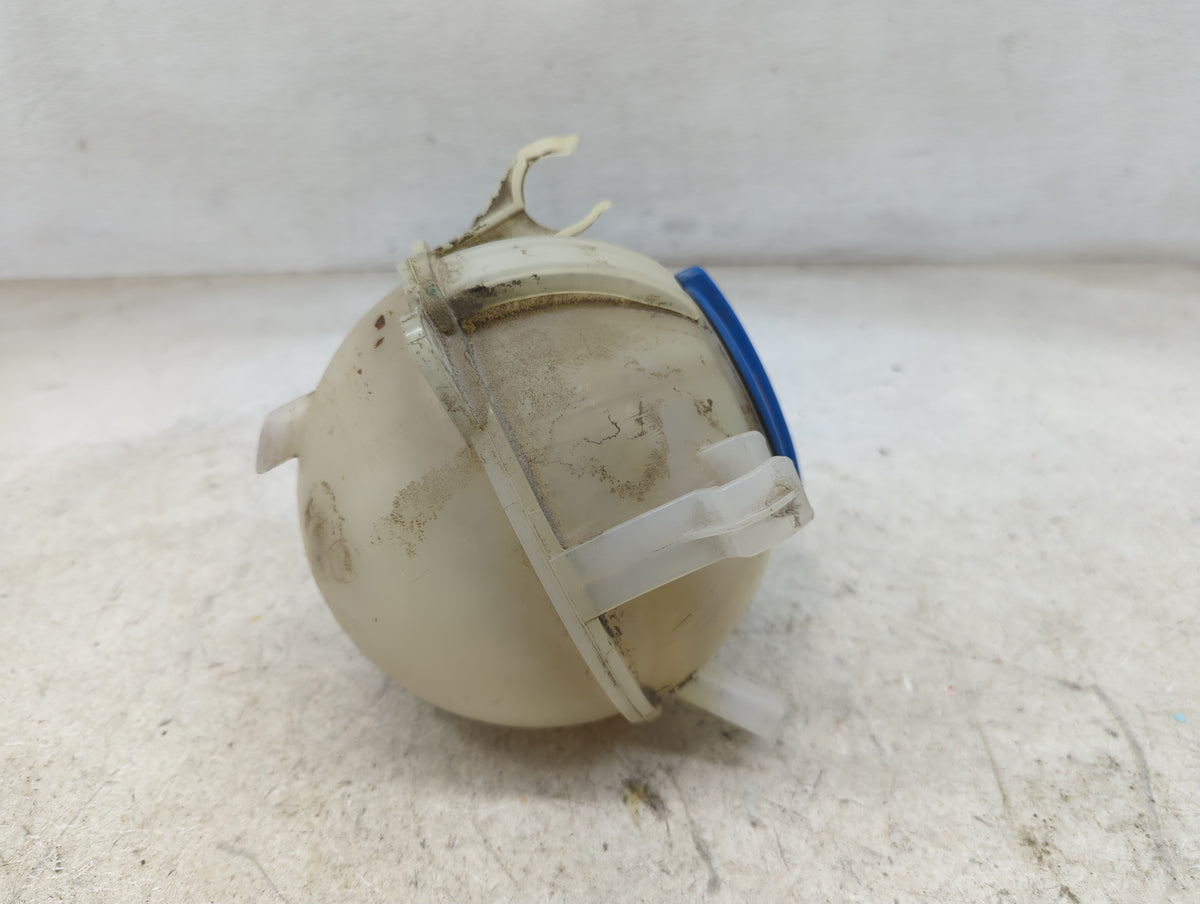 2005 Volkswagen Jetta Radiator Coolant Overflow Expansion Tank Bottle 1465683 - Oemusedautoparts1.com