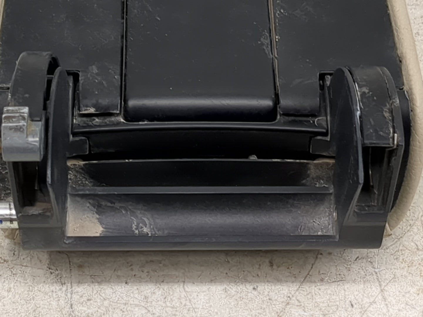 2015 Volkswagen Jetta Center Console Armrest Cover Lid Fits OEM Used Auto Parts - Oemusedautoparts1.com